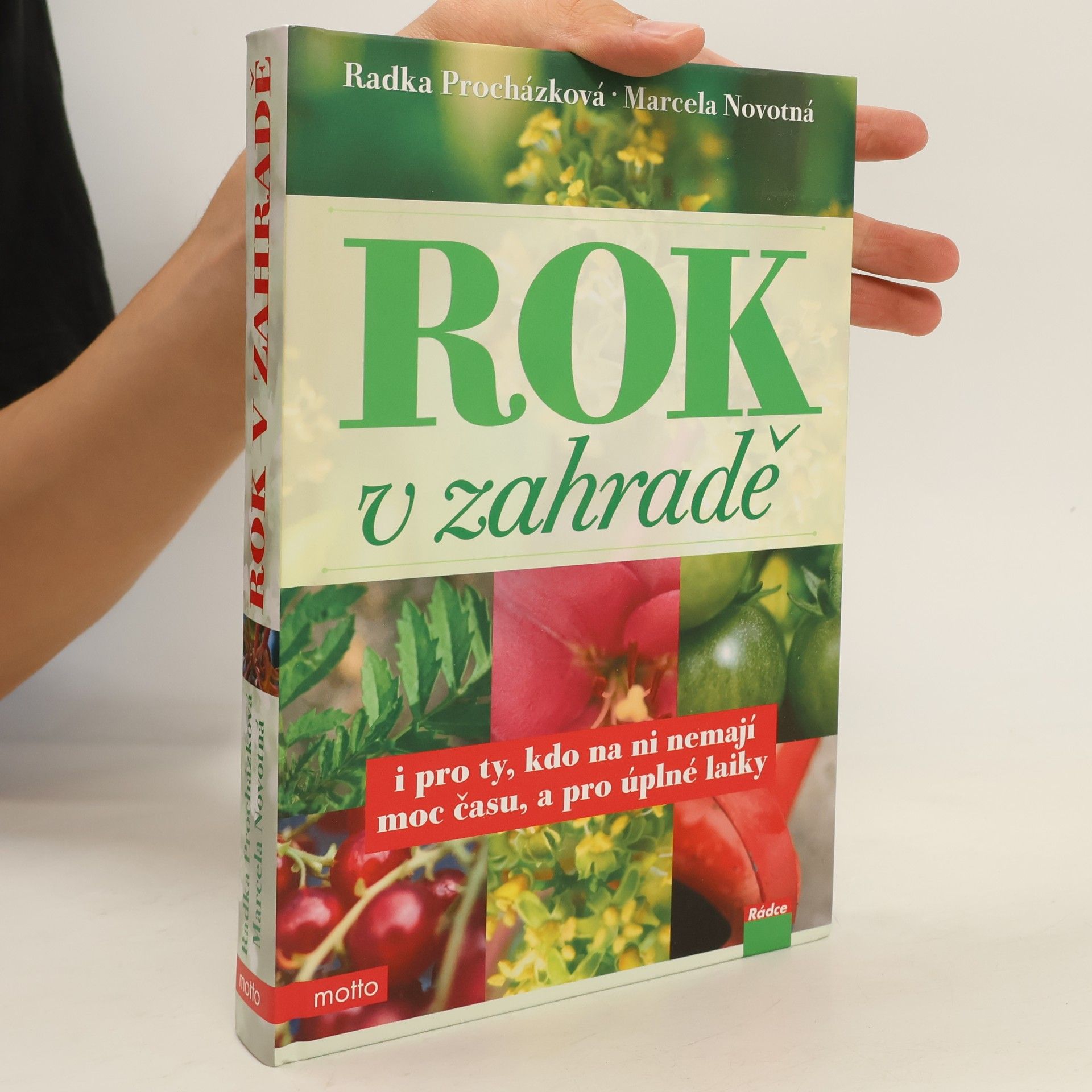 Marcela Novotná Rok v zahradě
