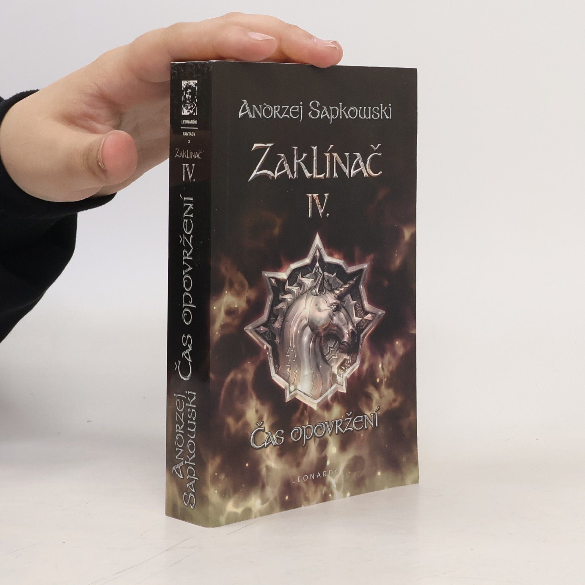 Andrzej Sapkowski Zaklínač IV. Čas opovržení