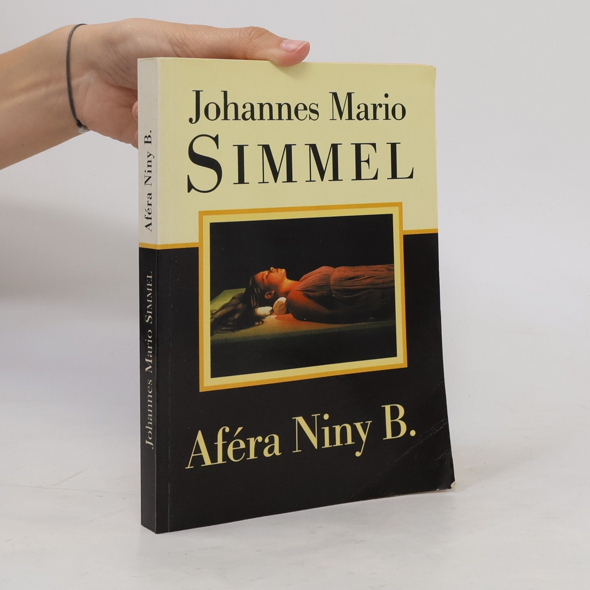 Johannes Mario Simmel Aféra Niny B.