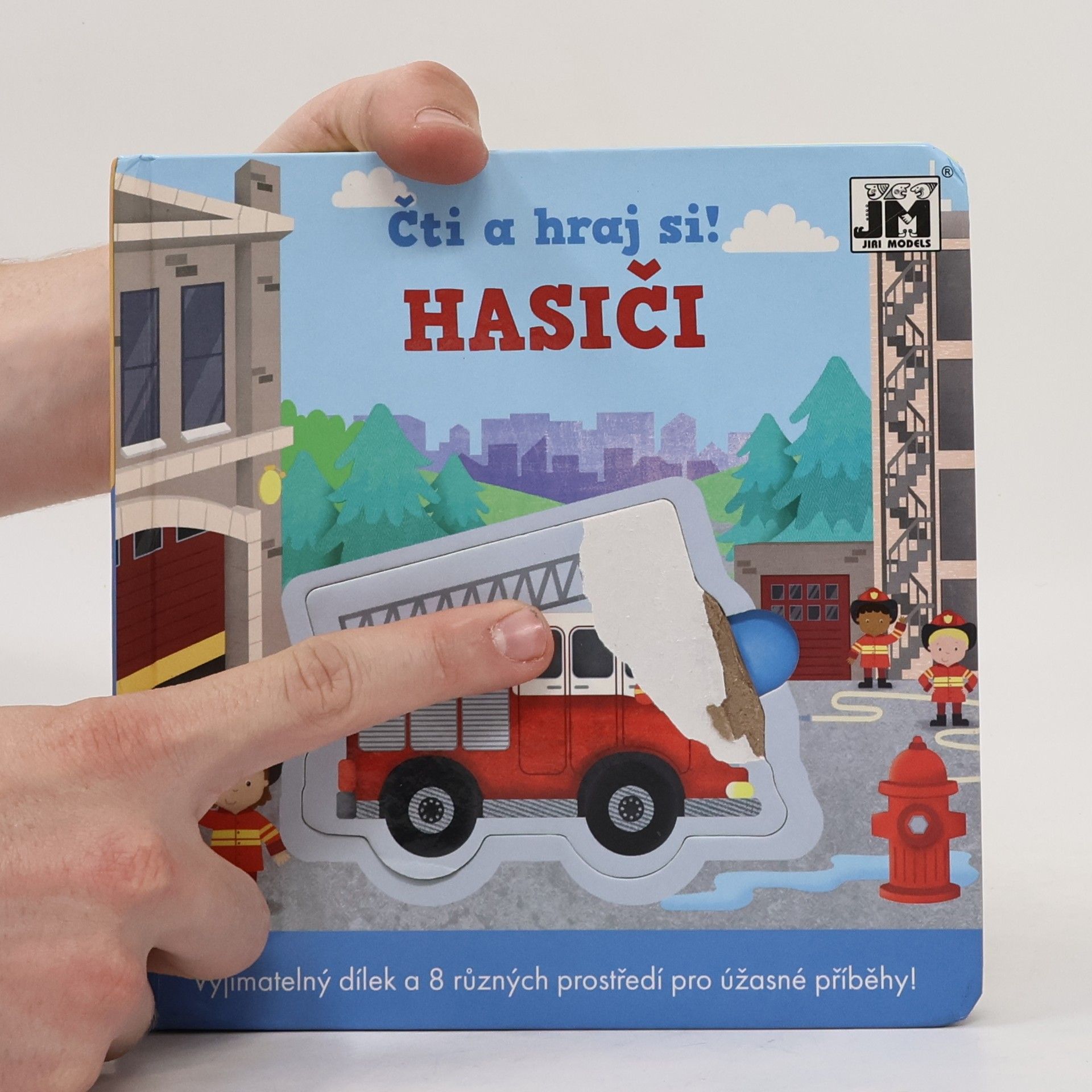 Various authors Čti a hraj si! HASIČI