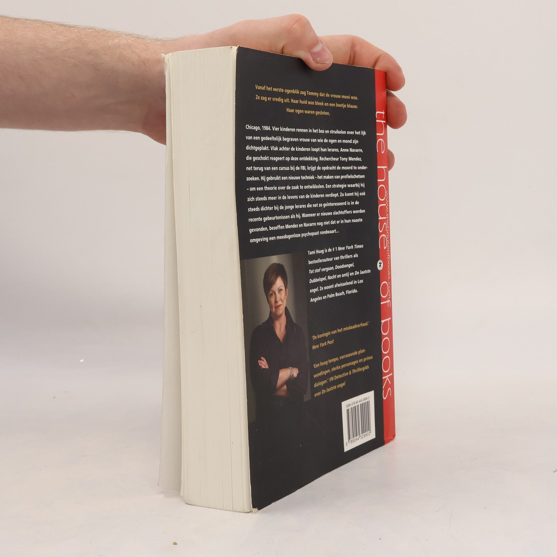 Tami Hoag Oak Knoll - 1: Dieper dan de doden / druk 1