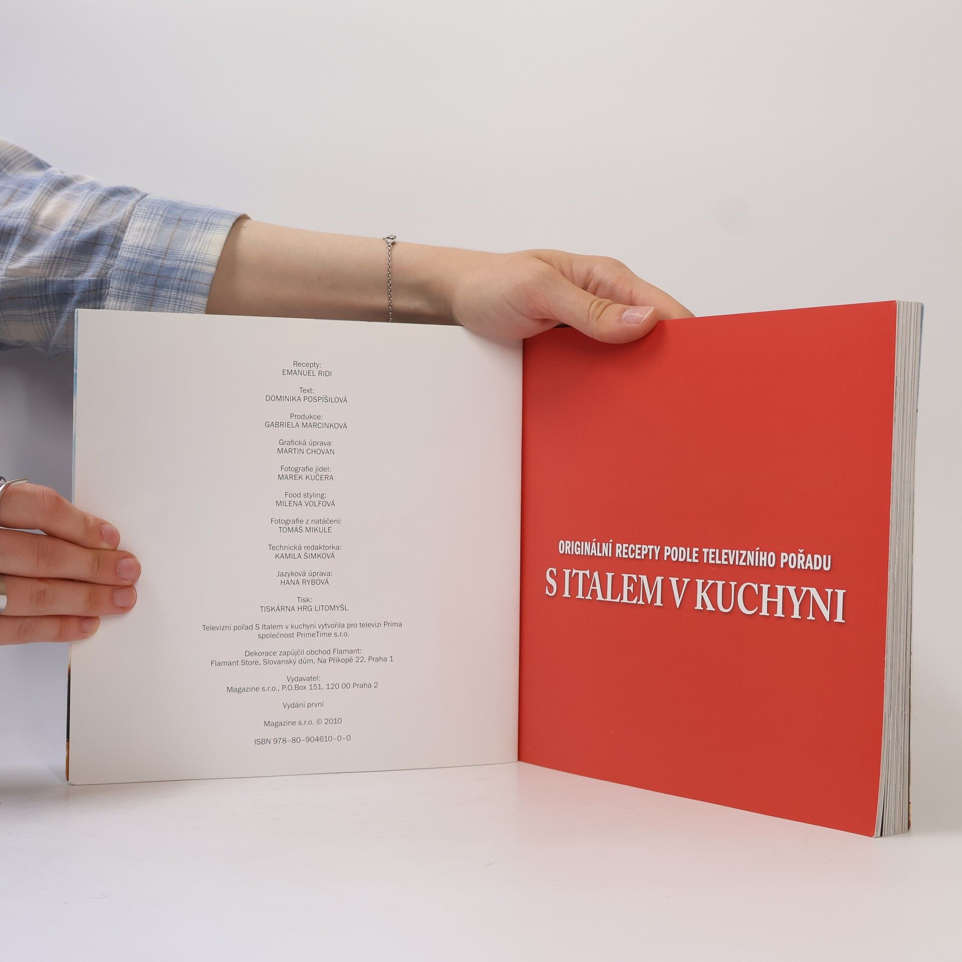Emanuele Ridi S Italem v kuchyni