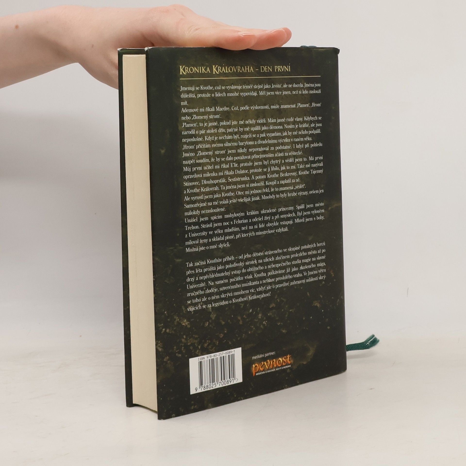 Patrick Rothfuss Jméno větru. Kronika královraha. Den první: Kniha první