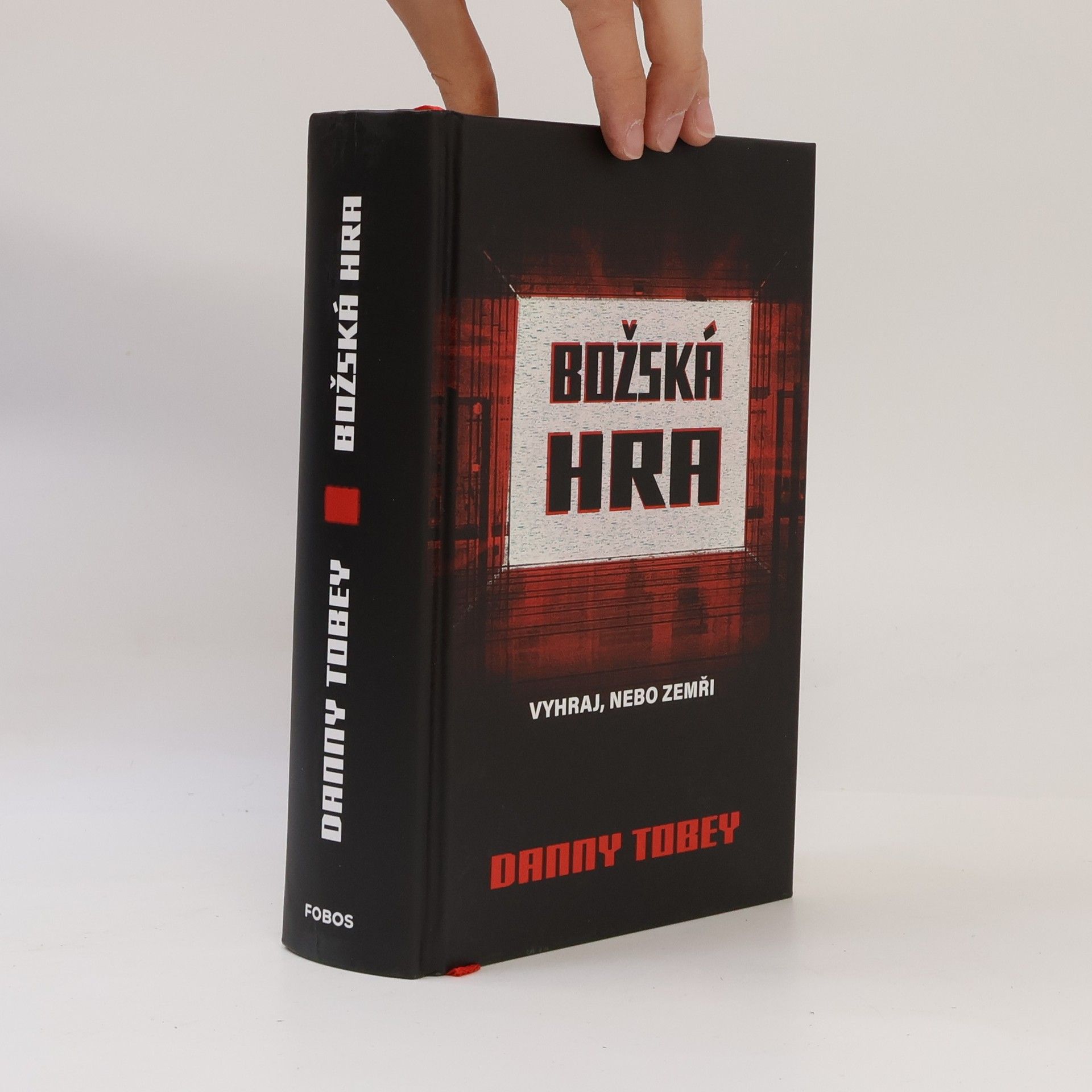 Danny Tobey Božská hra