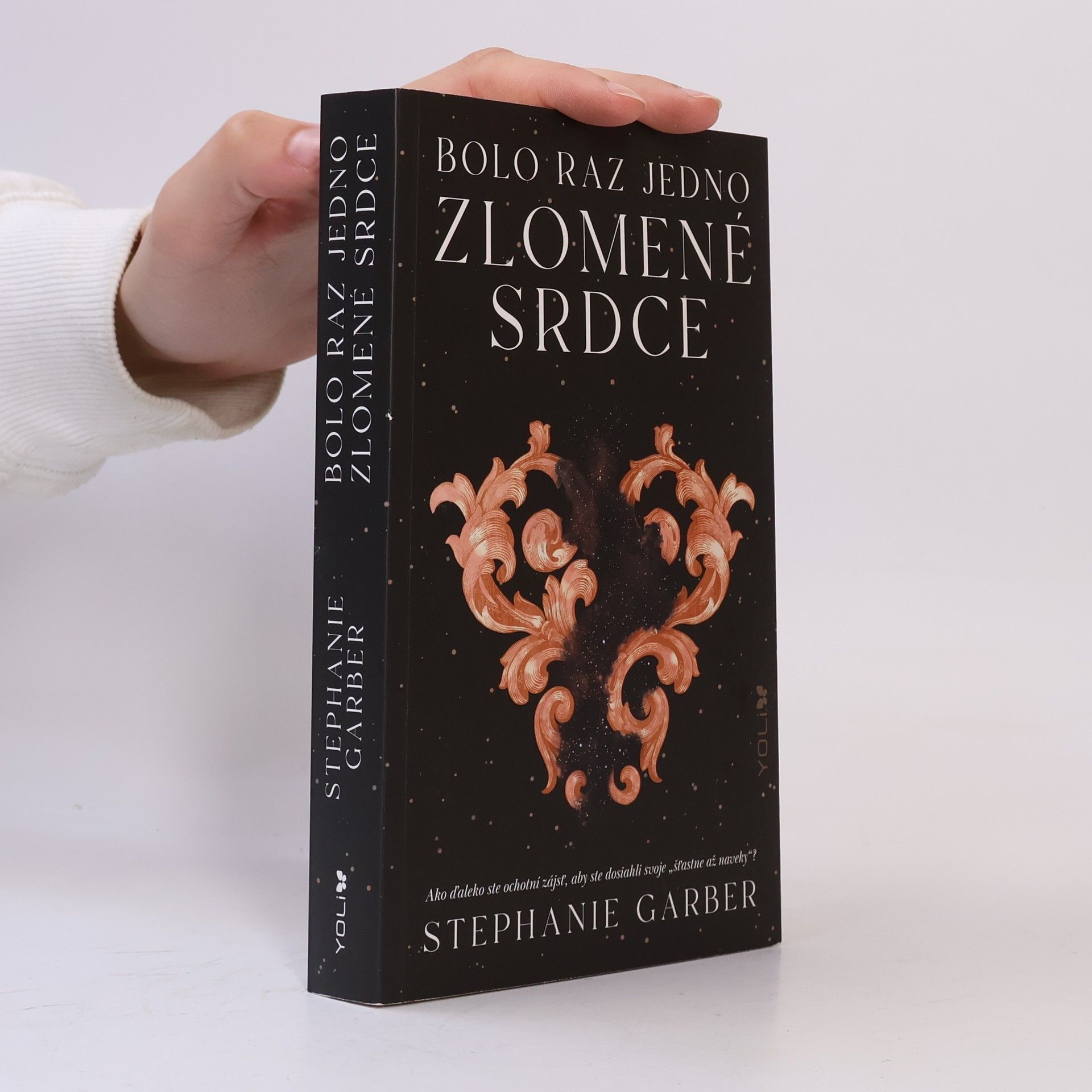 Stephanie Garber Bolo raz jedno zlomené srdce
