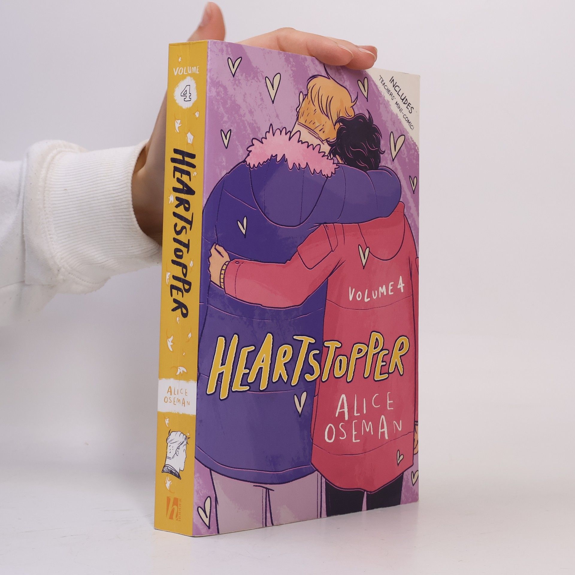 Alice Oseman Heartstopper. Volume 4