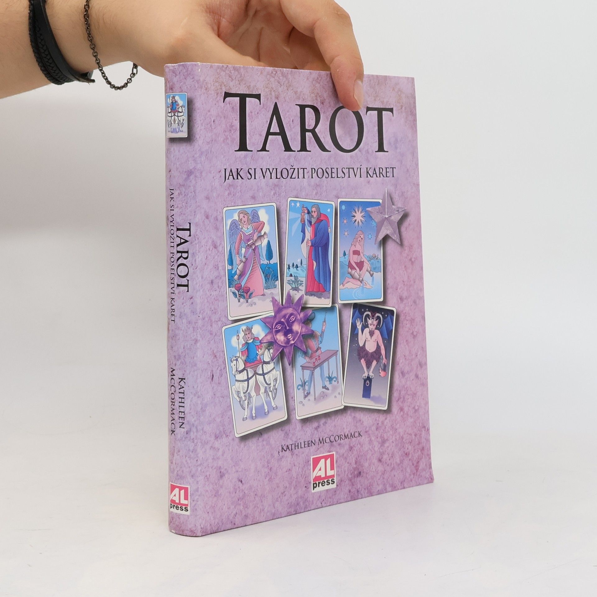 Kathleen McCormack Tarot: Jak si vyložit poselství karet