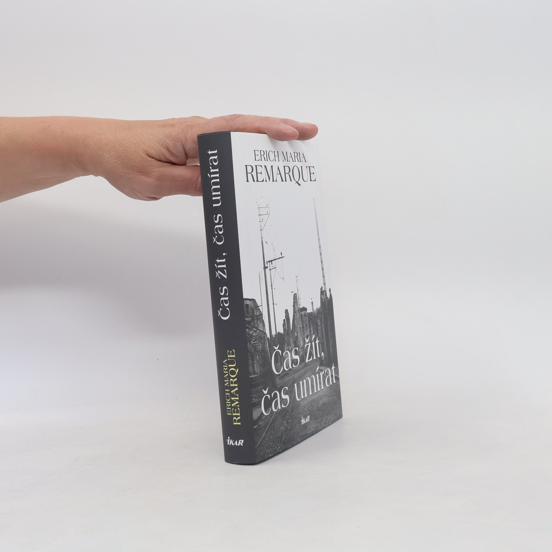 Erich Maria Remarque Čas žít, čas umírat