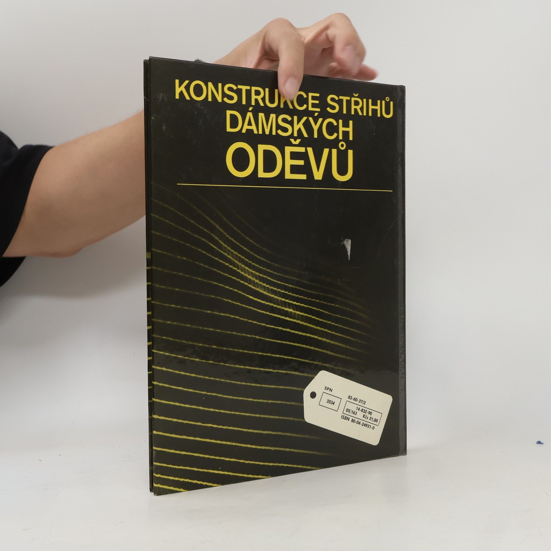 Jana Pluháčková Konstrukce střihů dámských oděvů