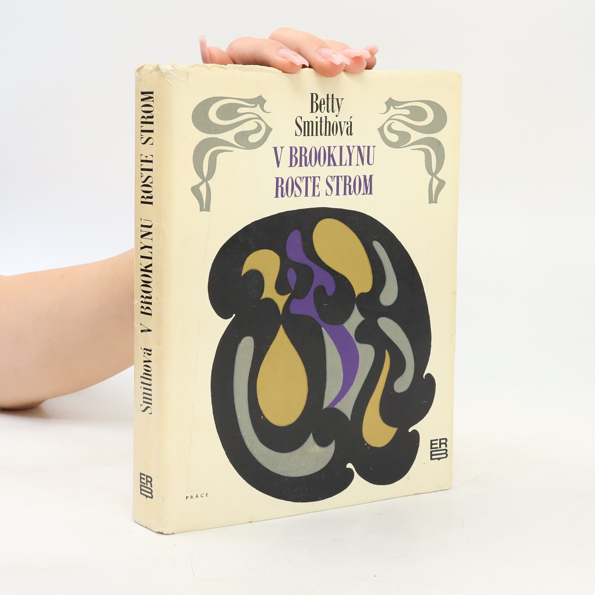Betty Smith V Brooklynu roste strom