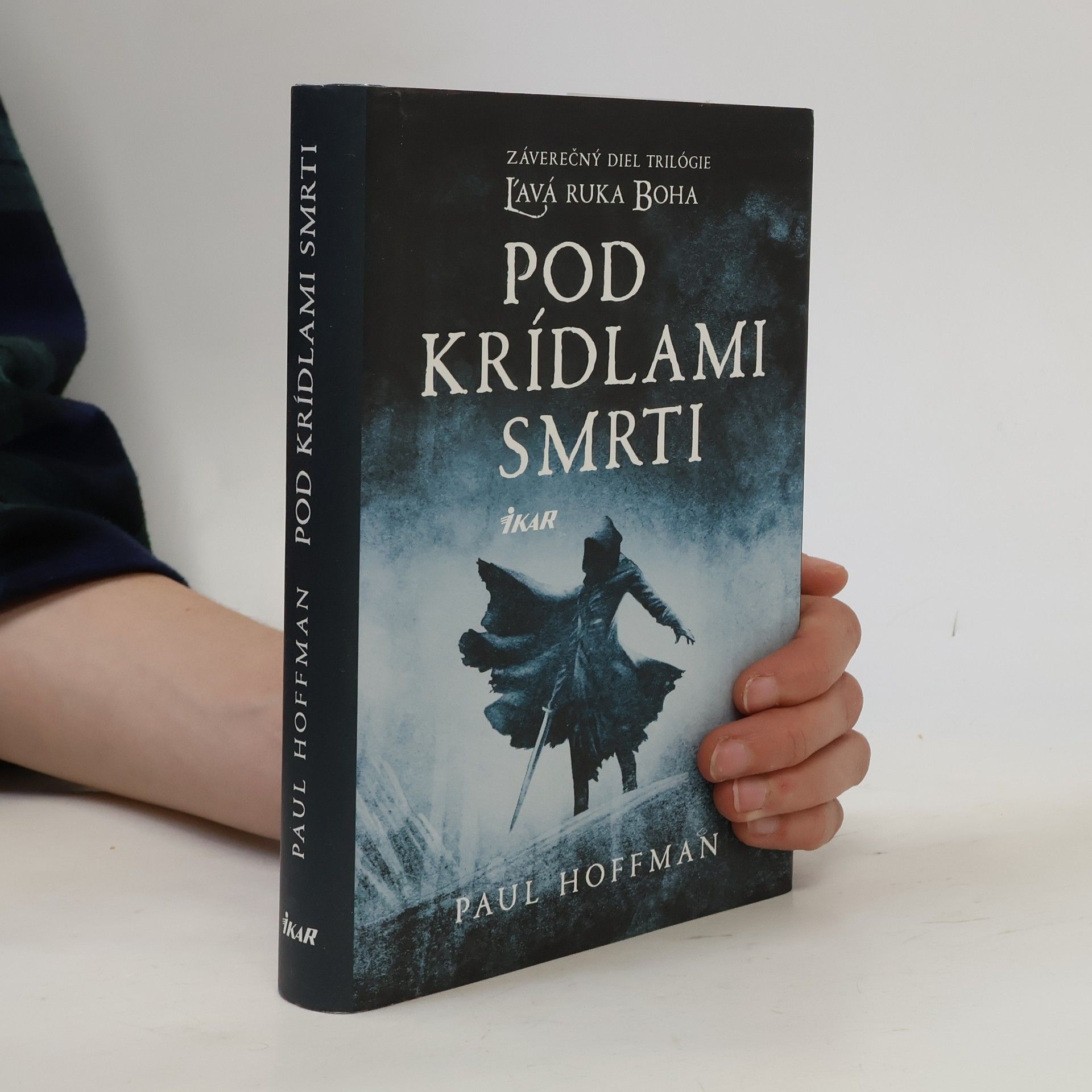 Paul Hoffman Pod krídlami smrti