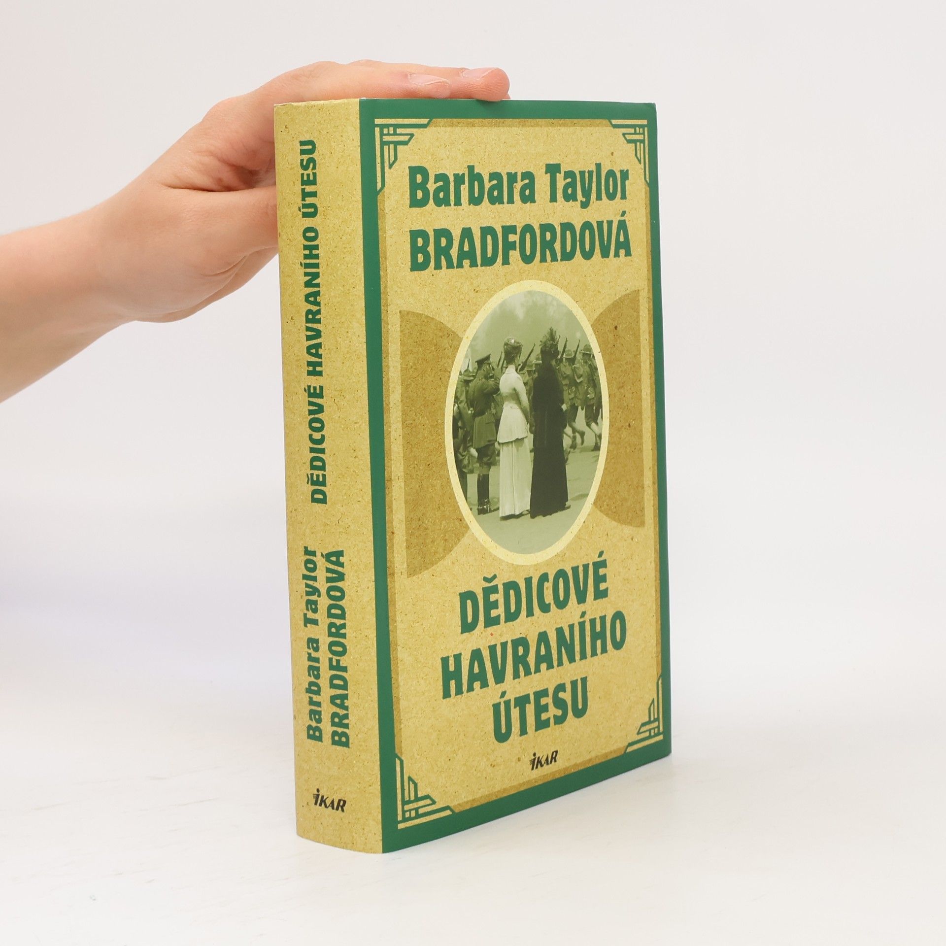 Barbara Taylor Bradford Dědicové Havraního útesu