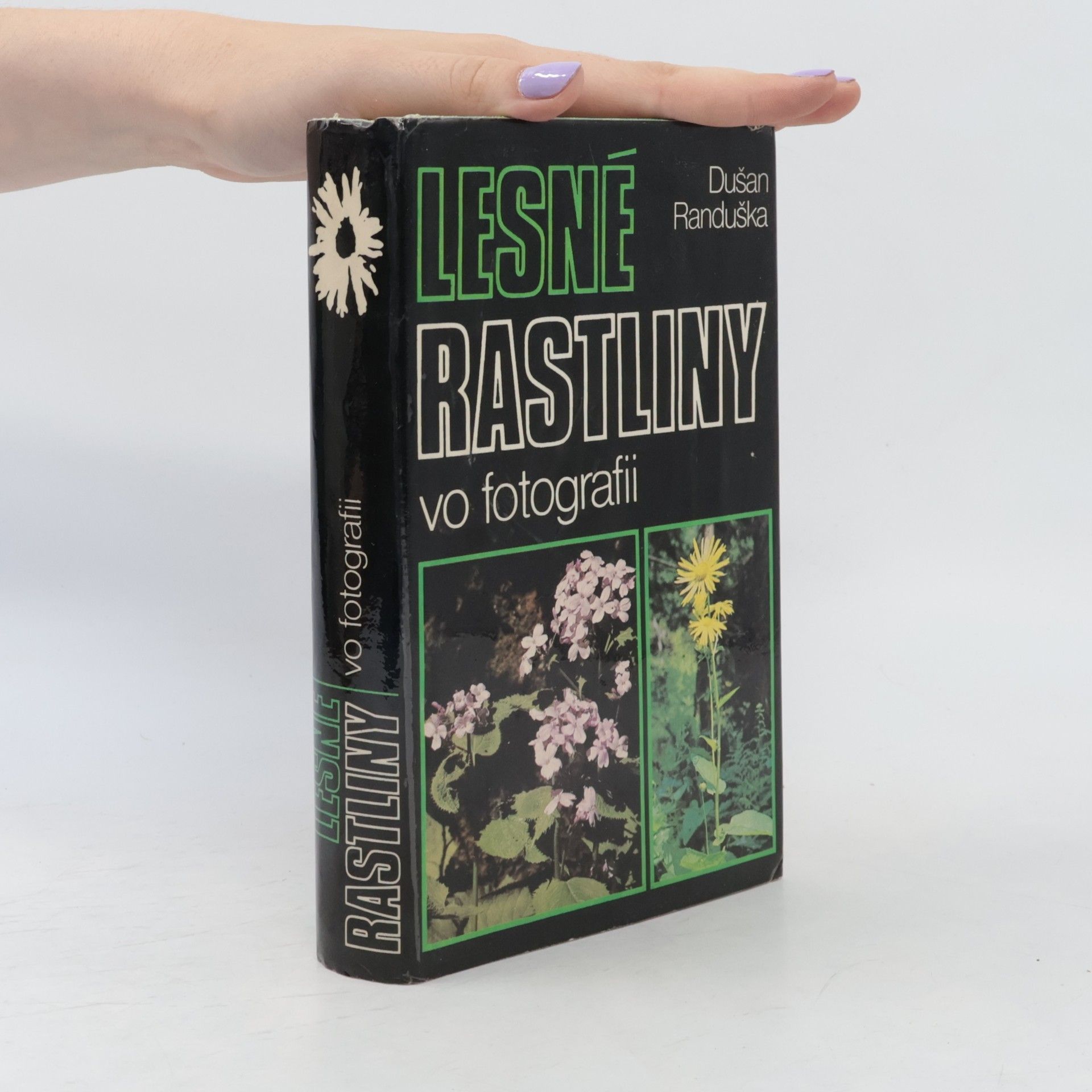 Randuška Dušan Lesné rastliny vo fotografii