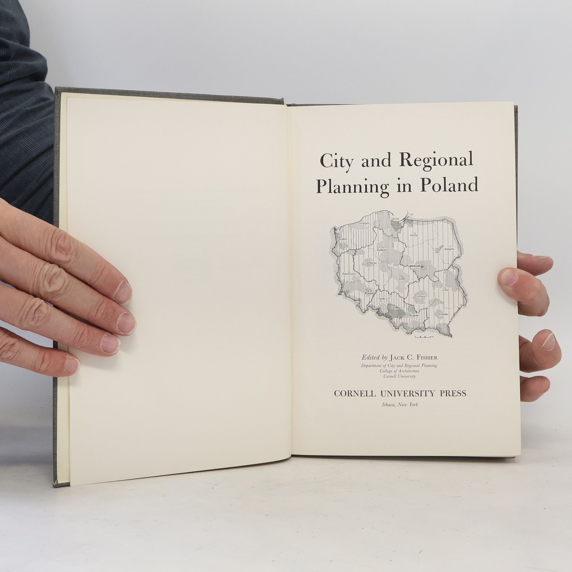 Jack C. Fisher City and Regional Planning in Poland