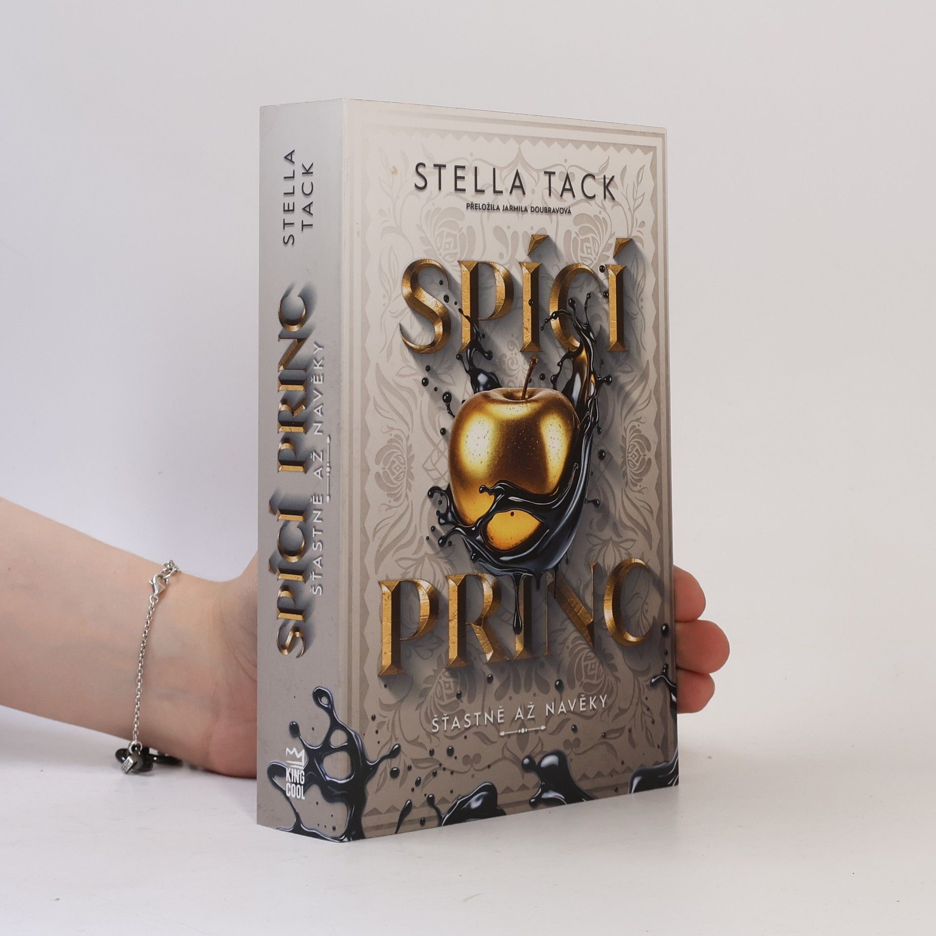 Stella A. Tack Spící princ I. Šťastně až navěky