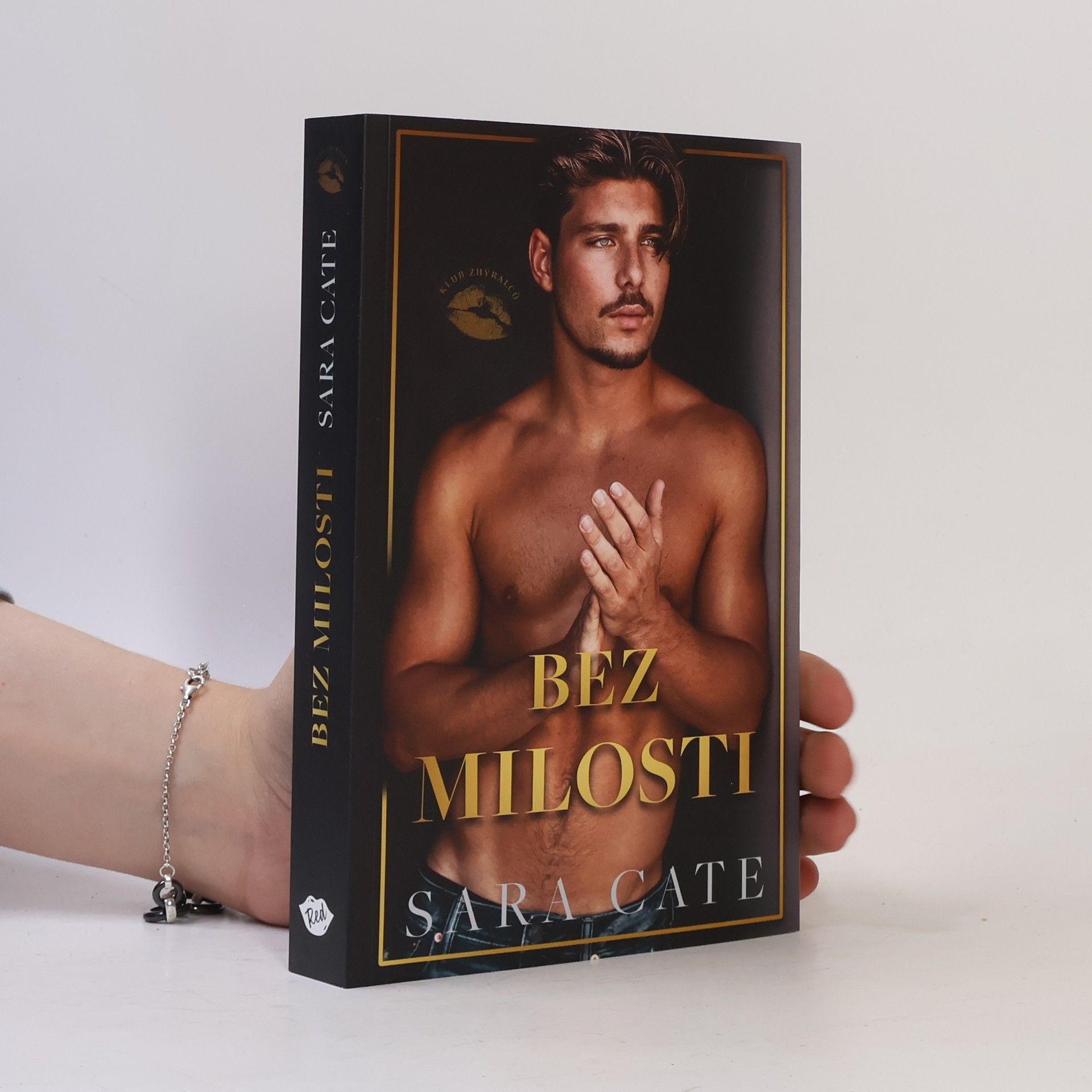 Sara Cate Bez milosti