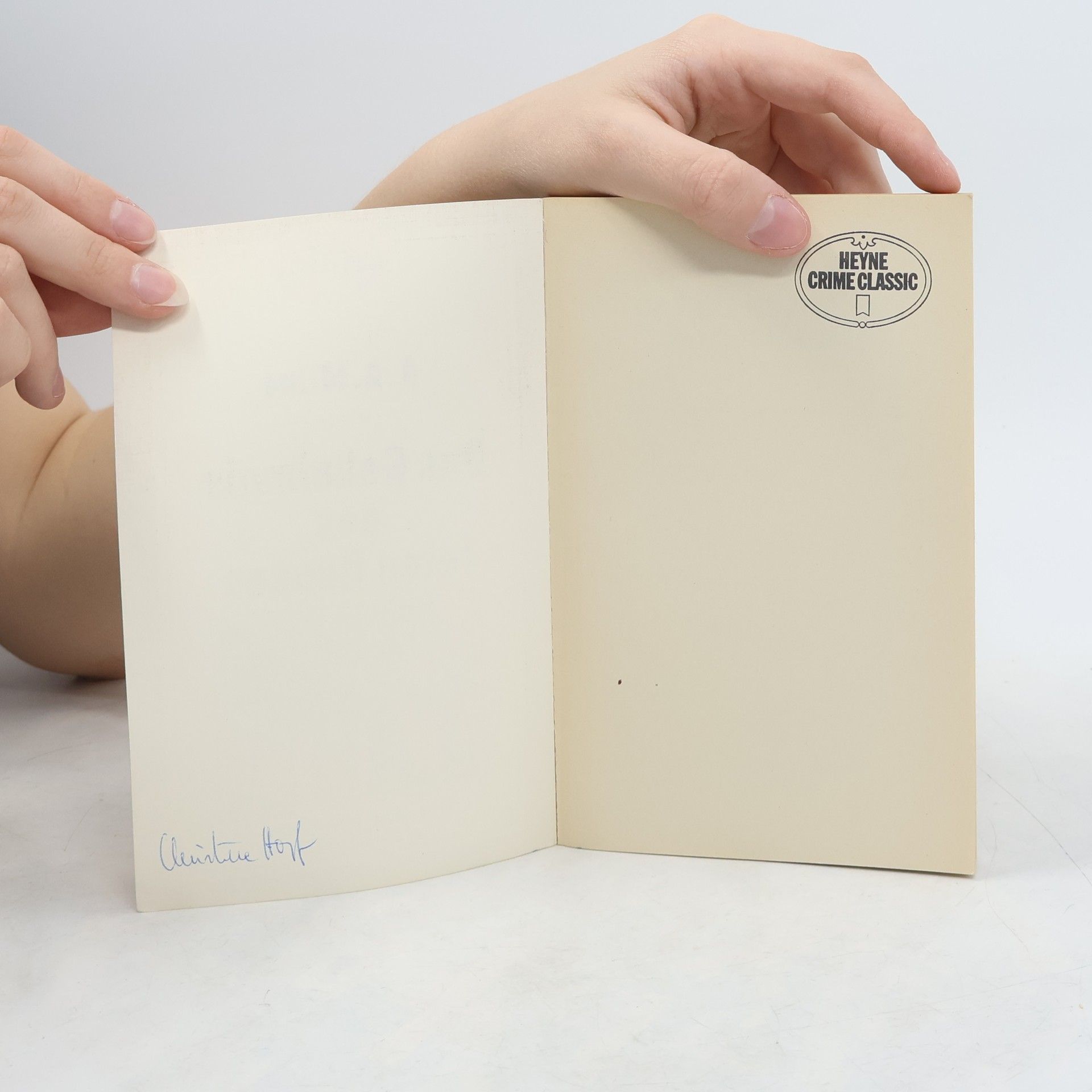 A. A. Milne Das Geheimnis des roten Hauses.