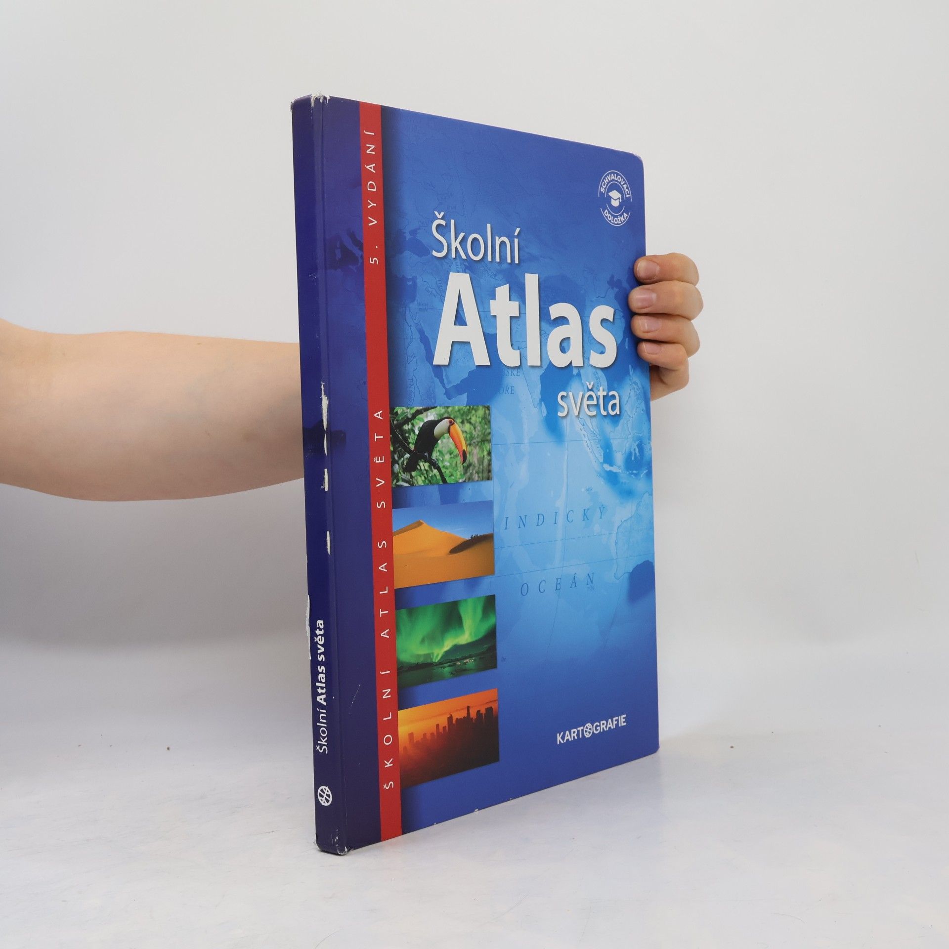 Kolektiv autorů Školní atlas světa