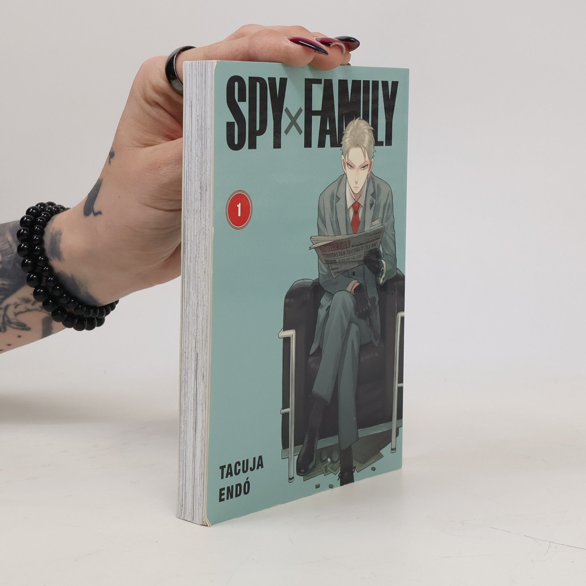 Tacuja Endó Spy x Family 1