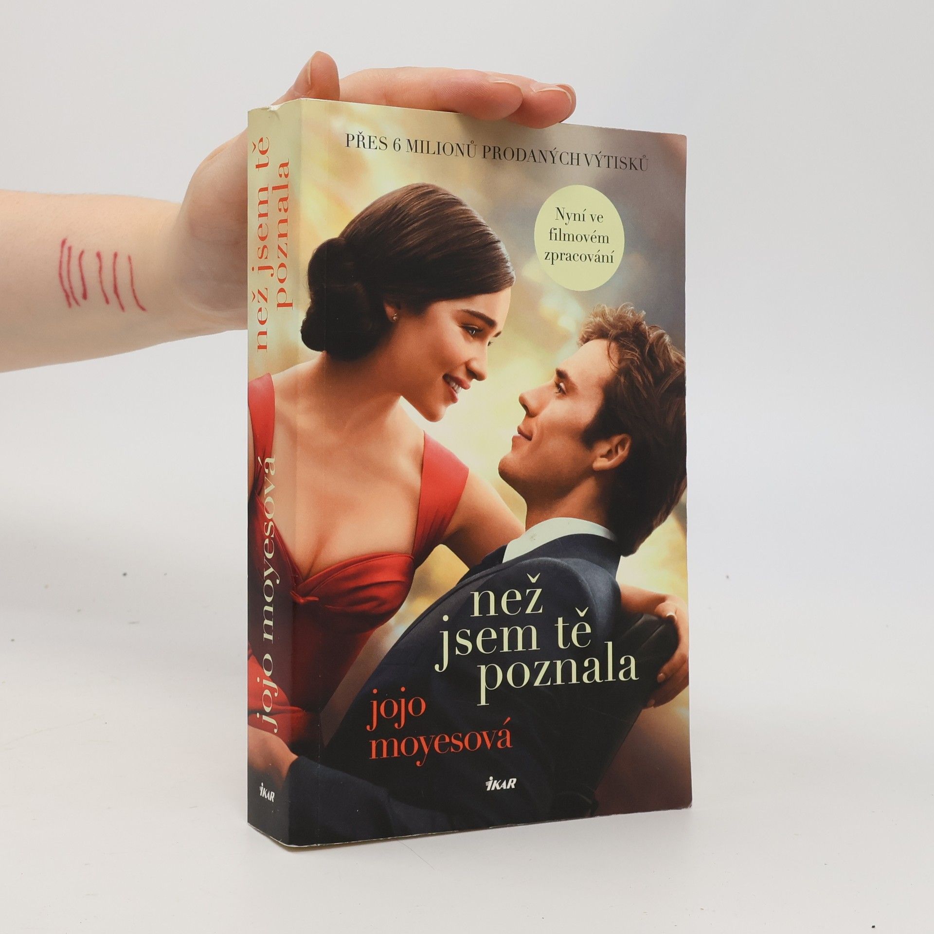 Jojo Moyes Než jsem tě poznala