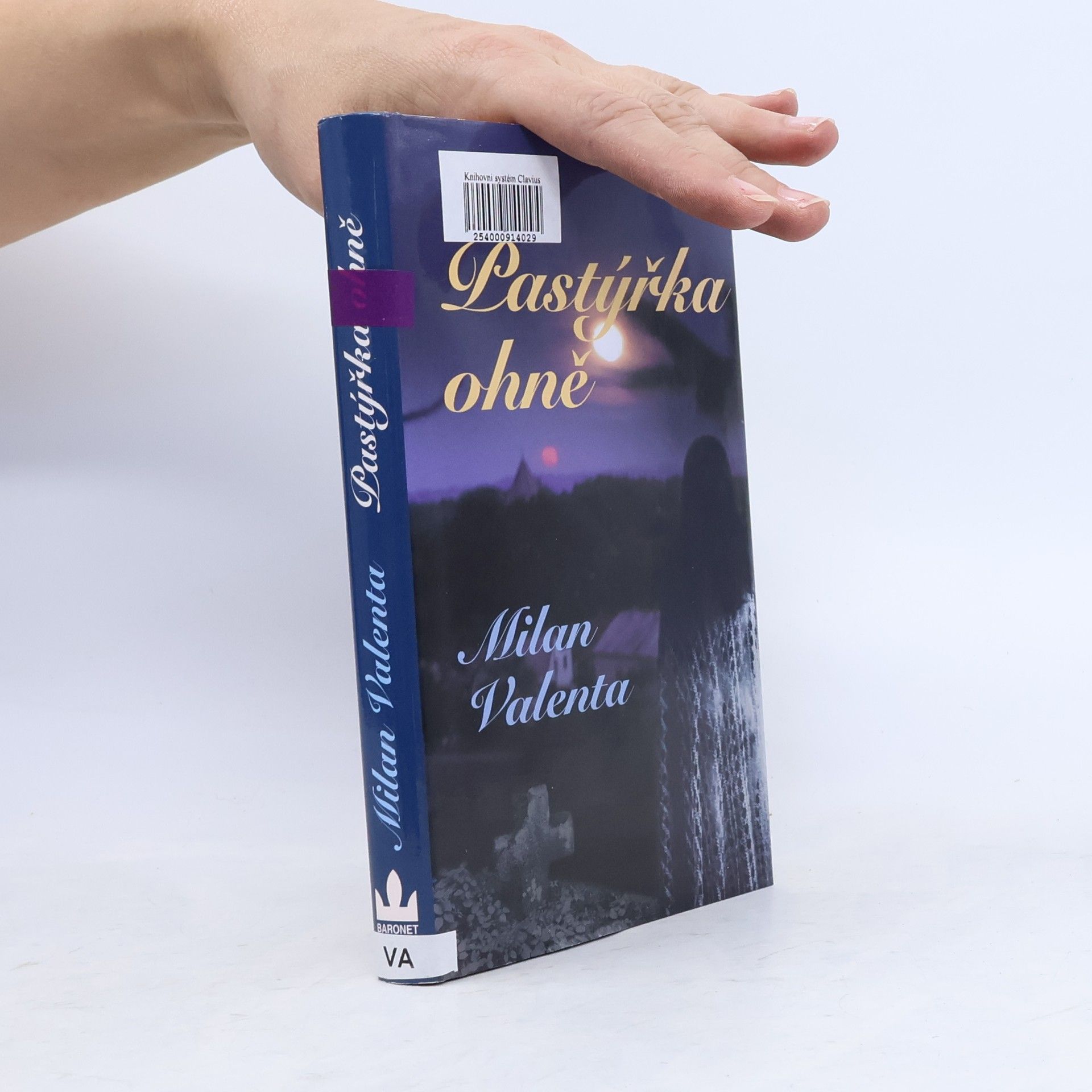 Milan Valenta Pastýřka ohně