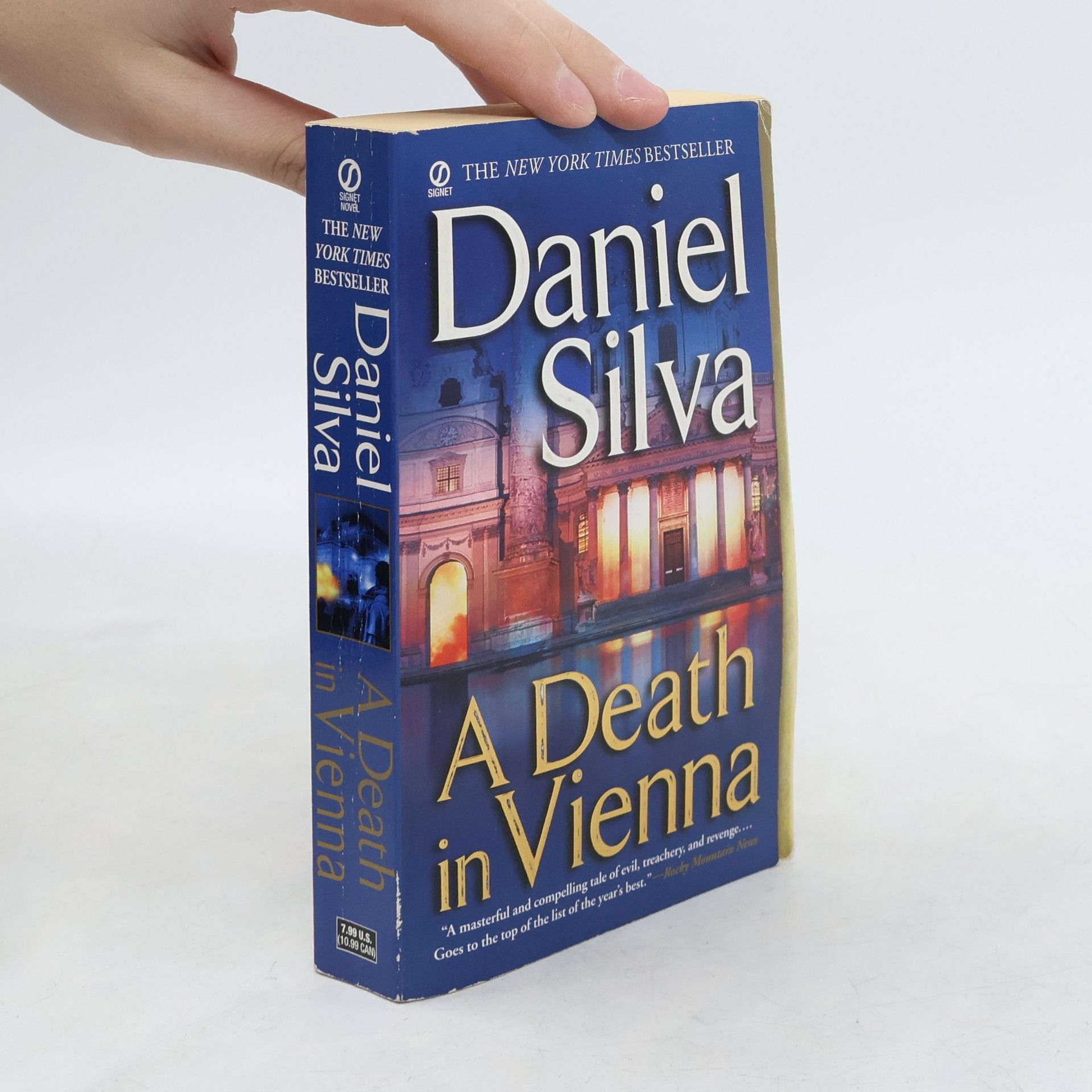 Daniel Silva A Death in Vienna