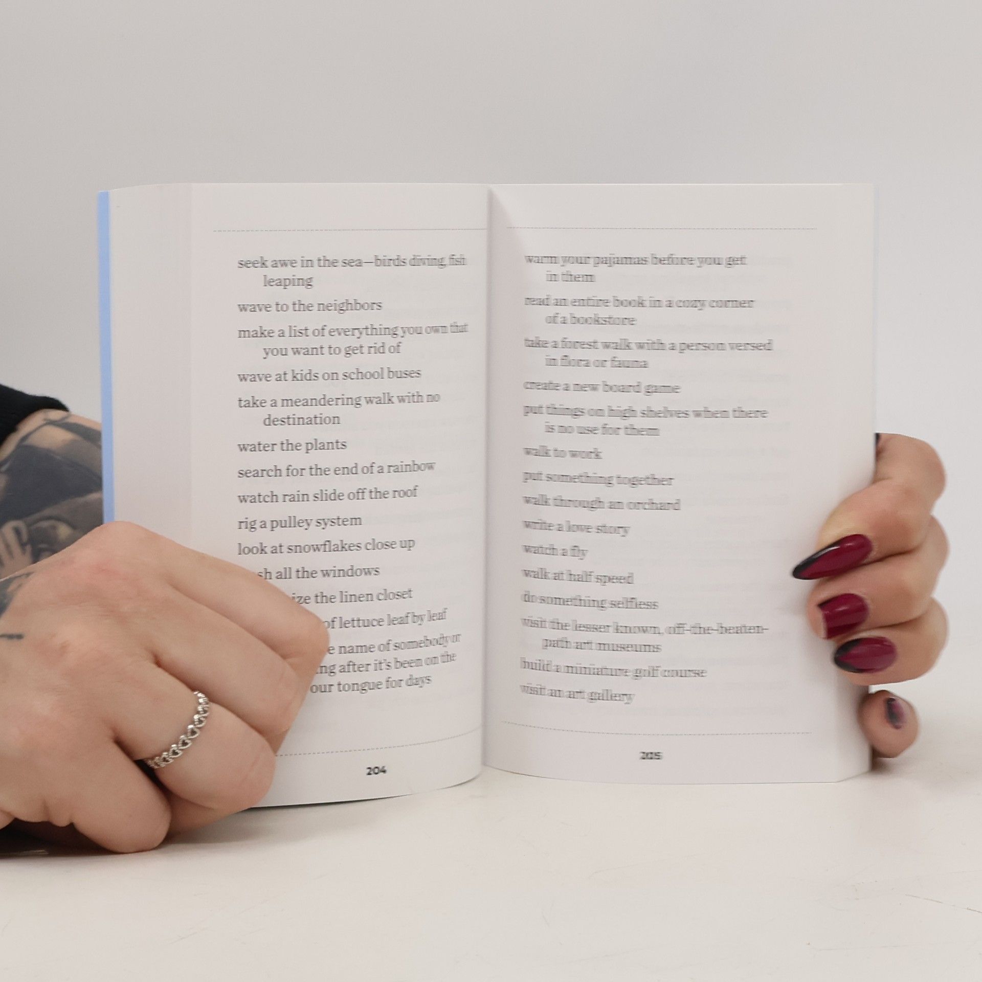 Barbara Ann Kipfer 5,203 Things to Do Instead of Looking at Your Phone