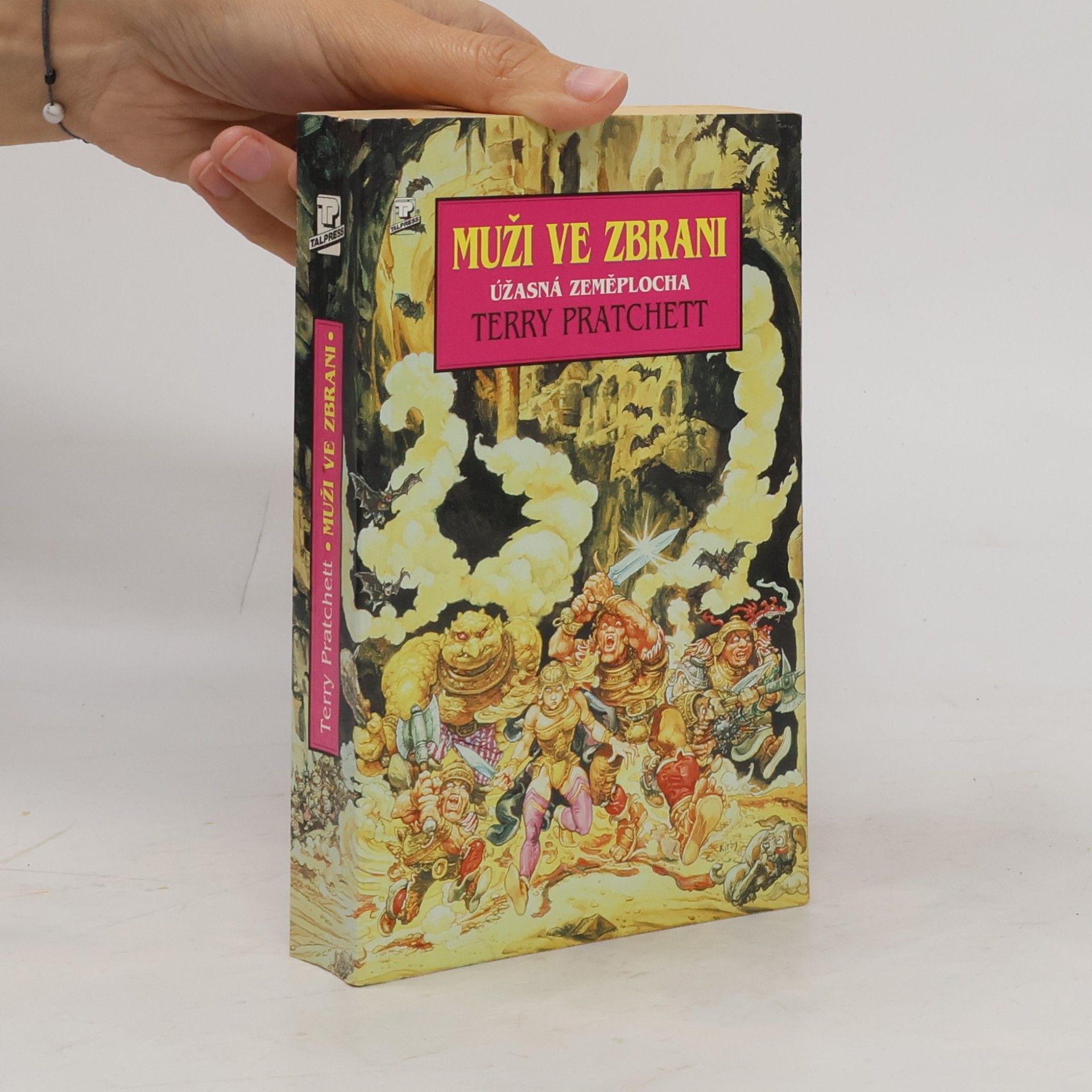 Terry Pratchett Muži ve zbrani