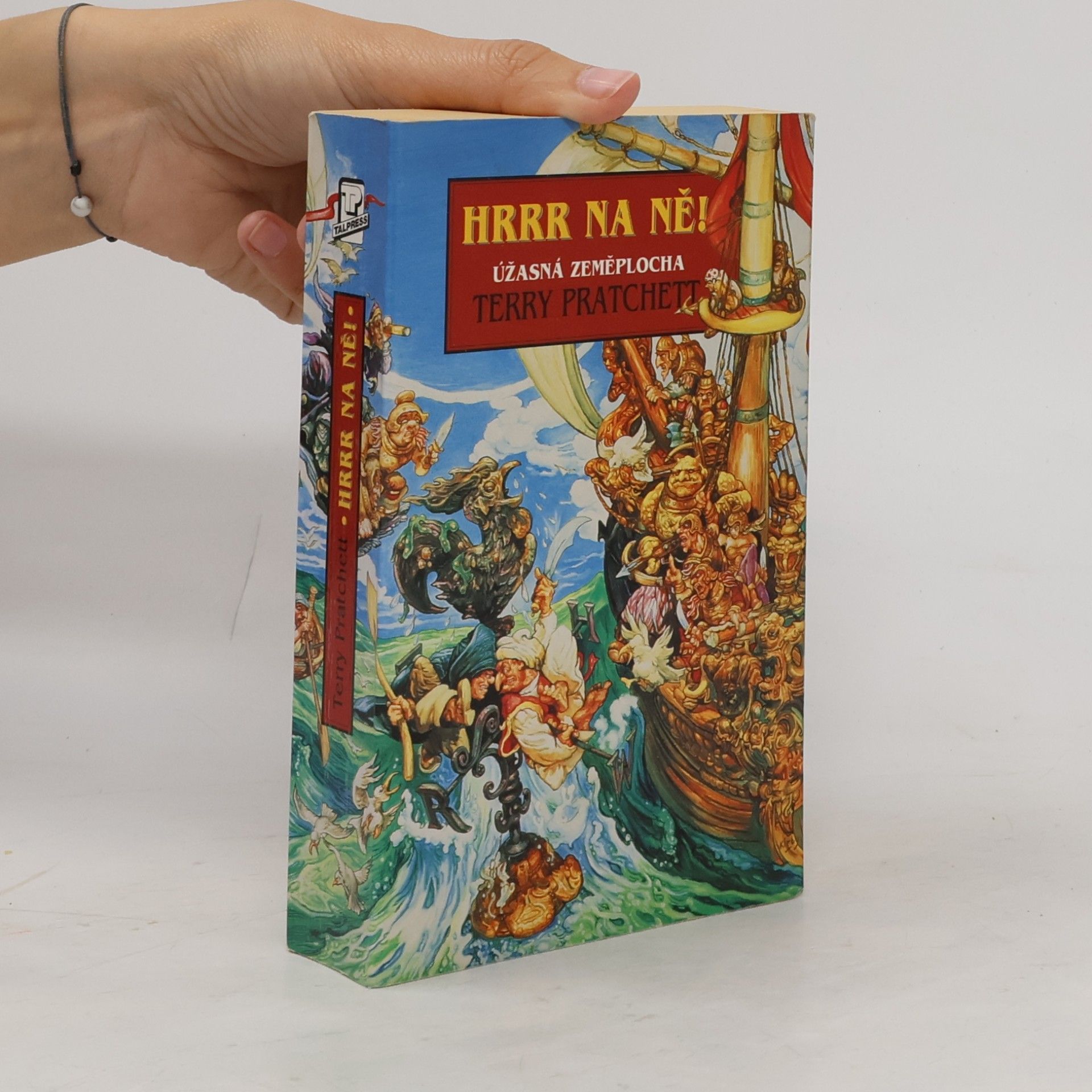 Terry Pratchett Hrrr na ně!