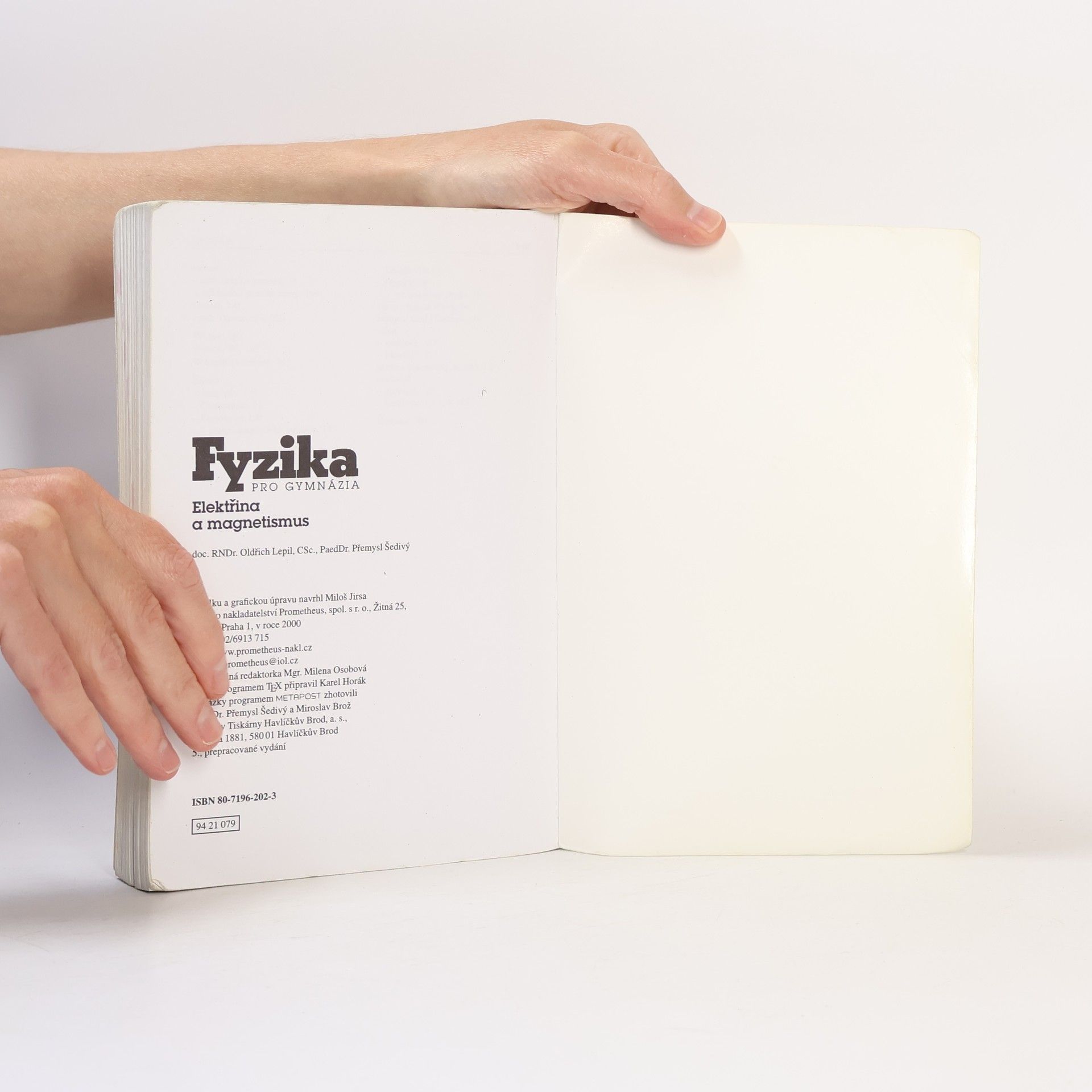 Oldřich Lepil Fyzika pro gymnázia - elektřina magnetismus
