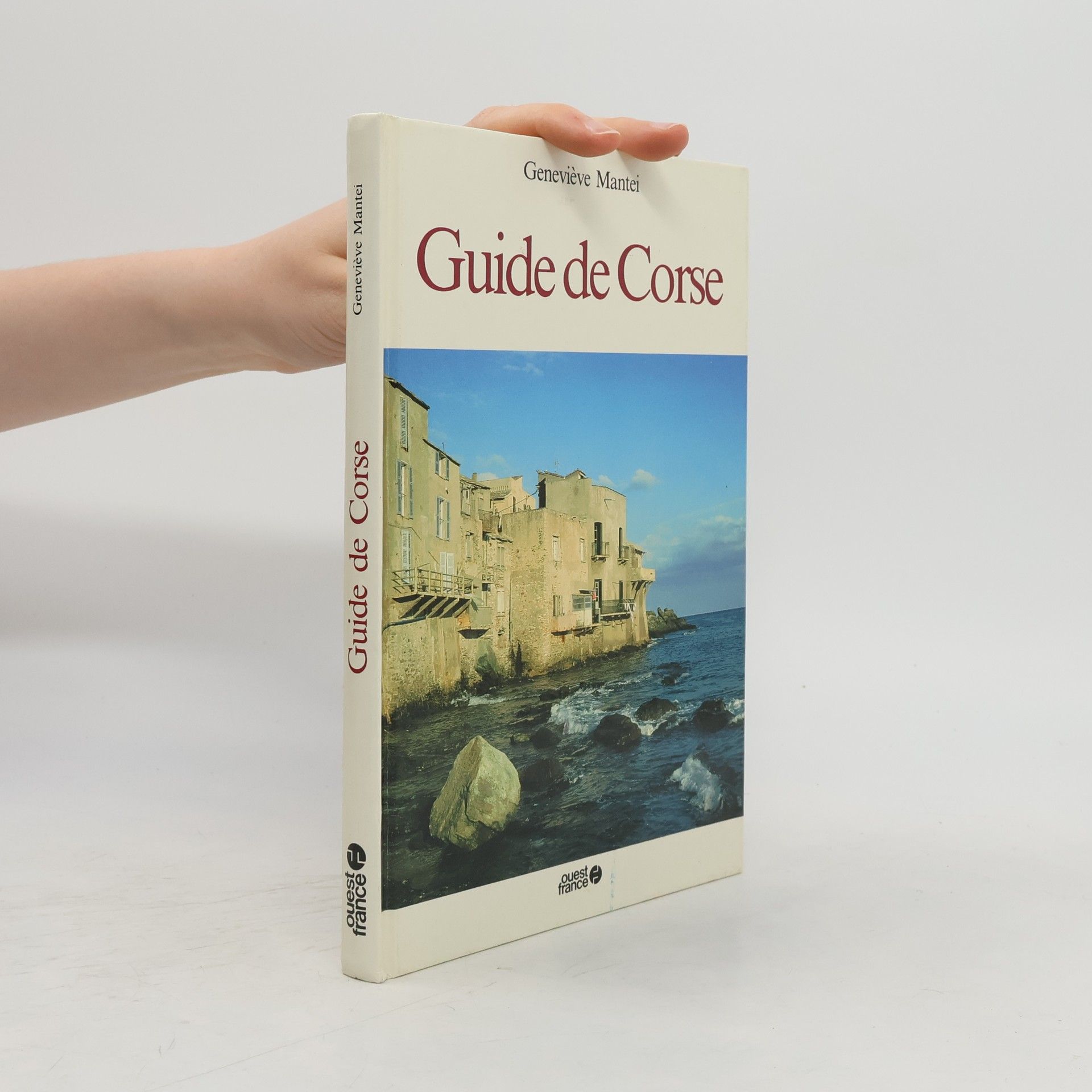 Geneviève Mantei  Guide de Corse