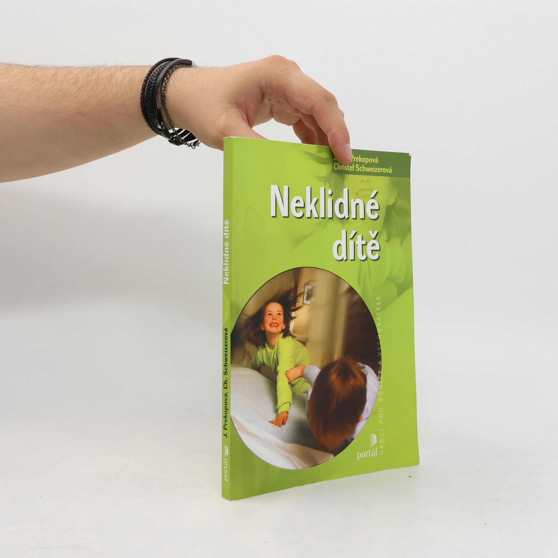 Christel Schweizer Neklidné dítě