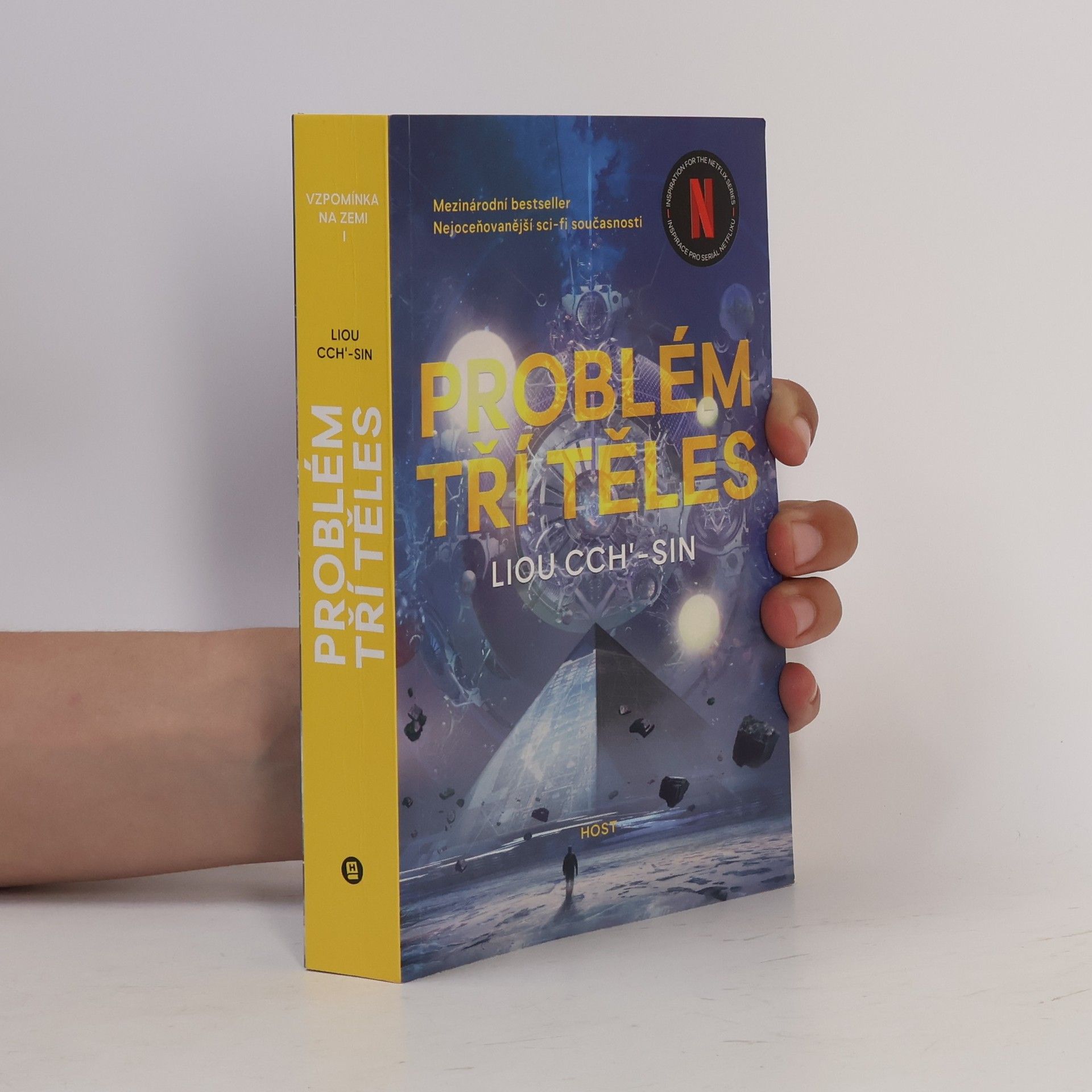 Cixin Liu Problém tří těles