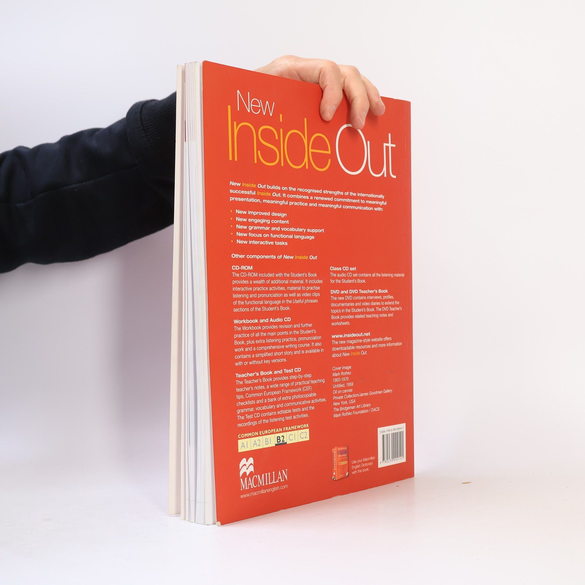 Sue Kay New Inside Out Upper-Intermediate Student`s Book (+CD)