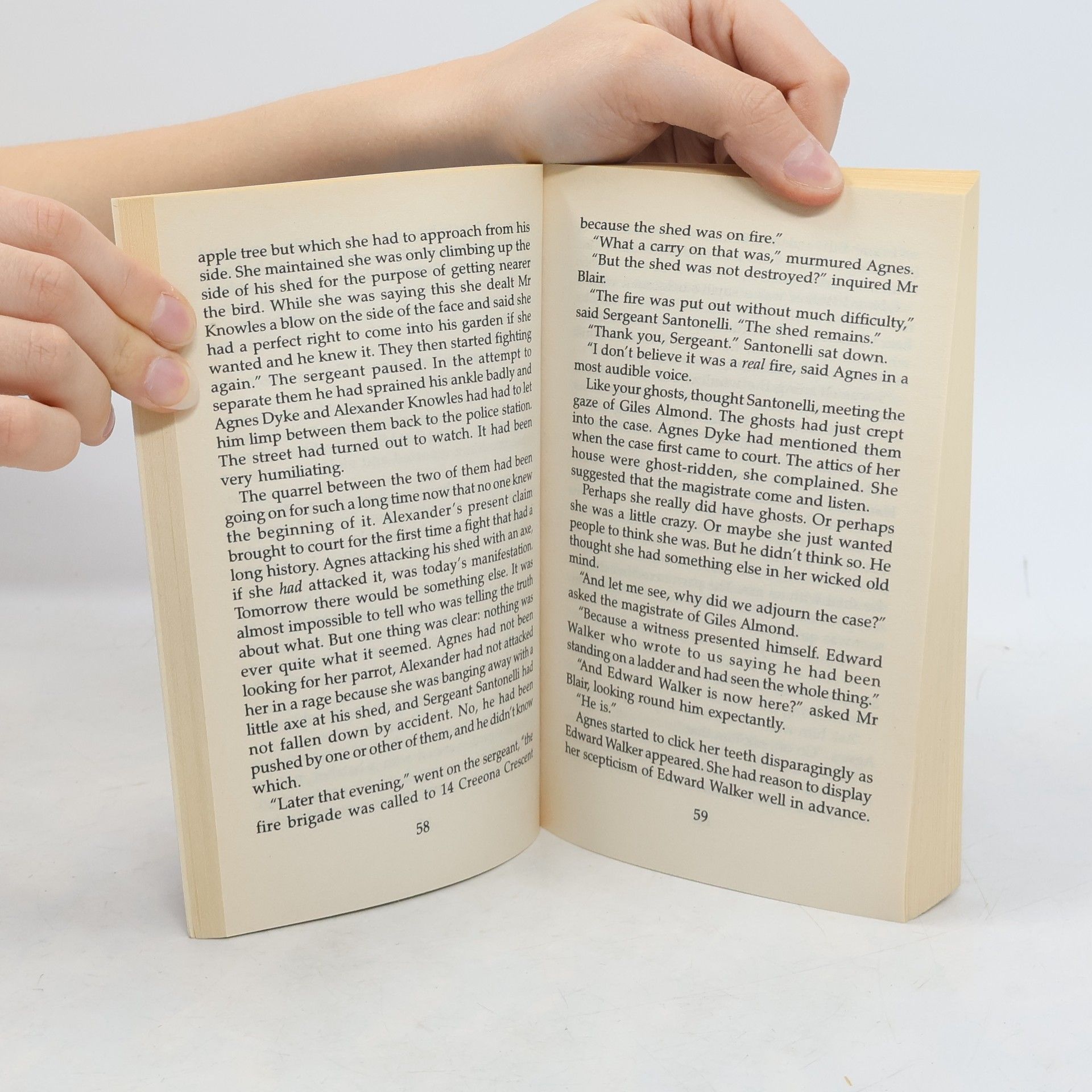 Gwendoline Butler A John Coffin Mystery: A Nameless Coffin