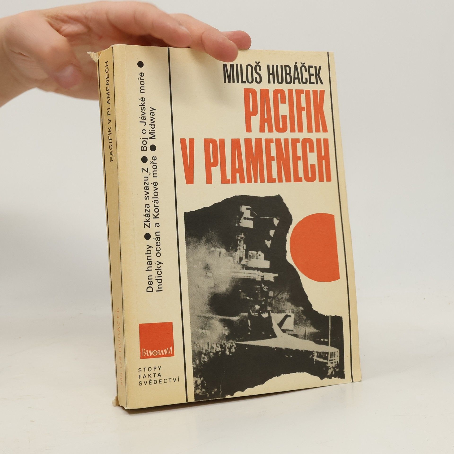Miloš Hubáček Pacifik v plamenech