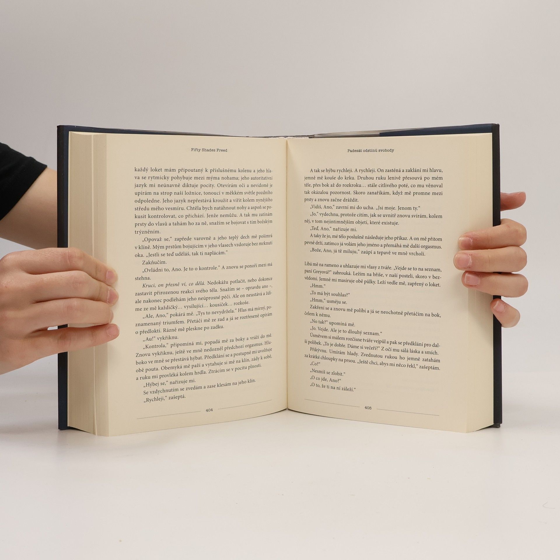 E. L. James Padesát odstínů svobody