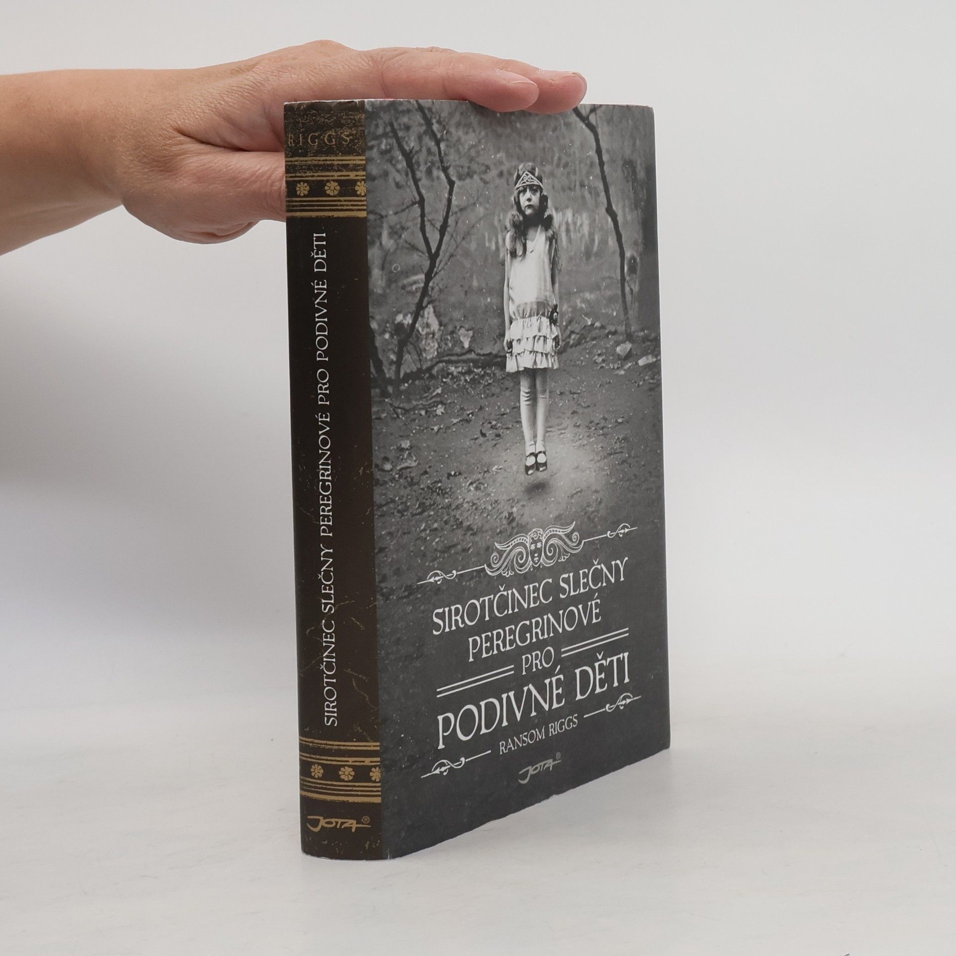 Ransom Riggs Sirotčinec slečny Peregrinové pro podivné děti