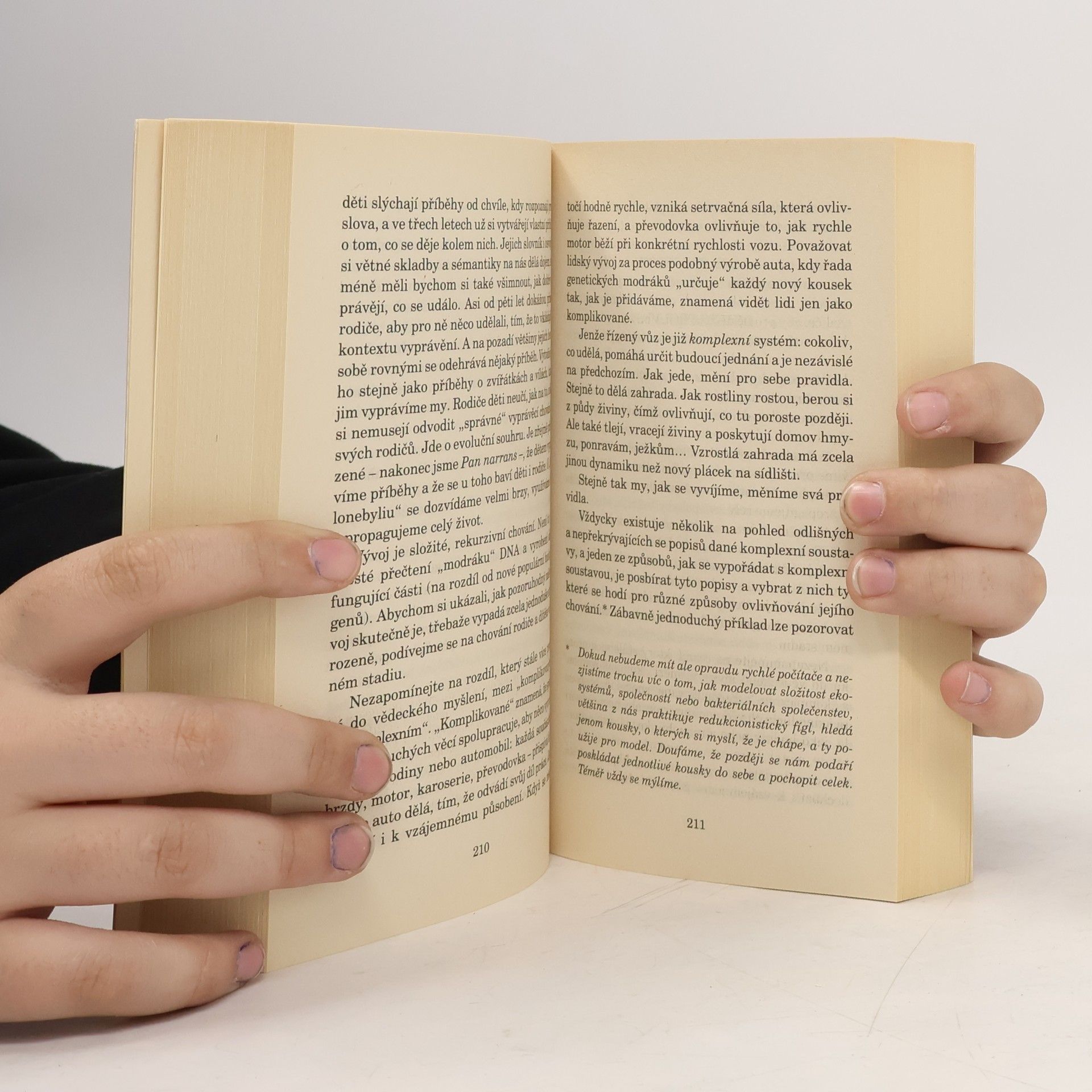 Terry Pratchett Koule. Věda na Zeměploše