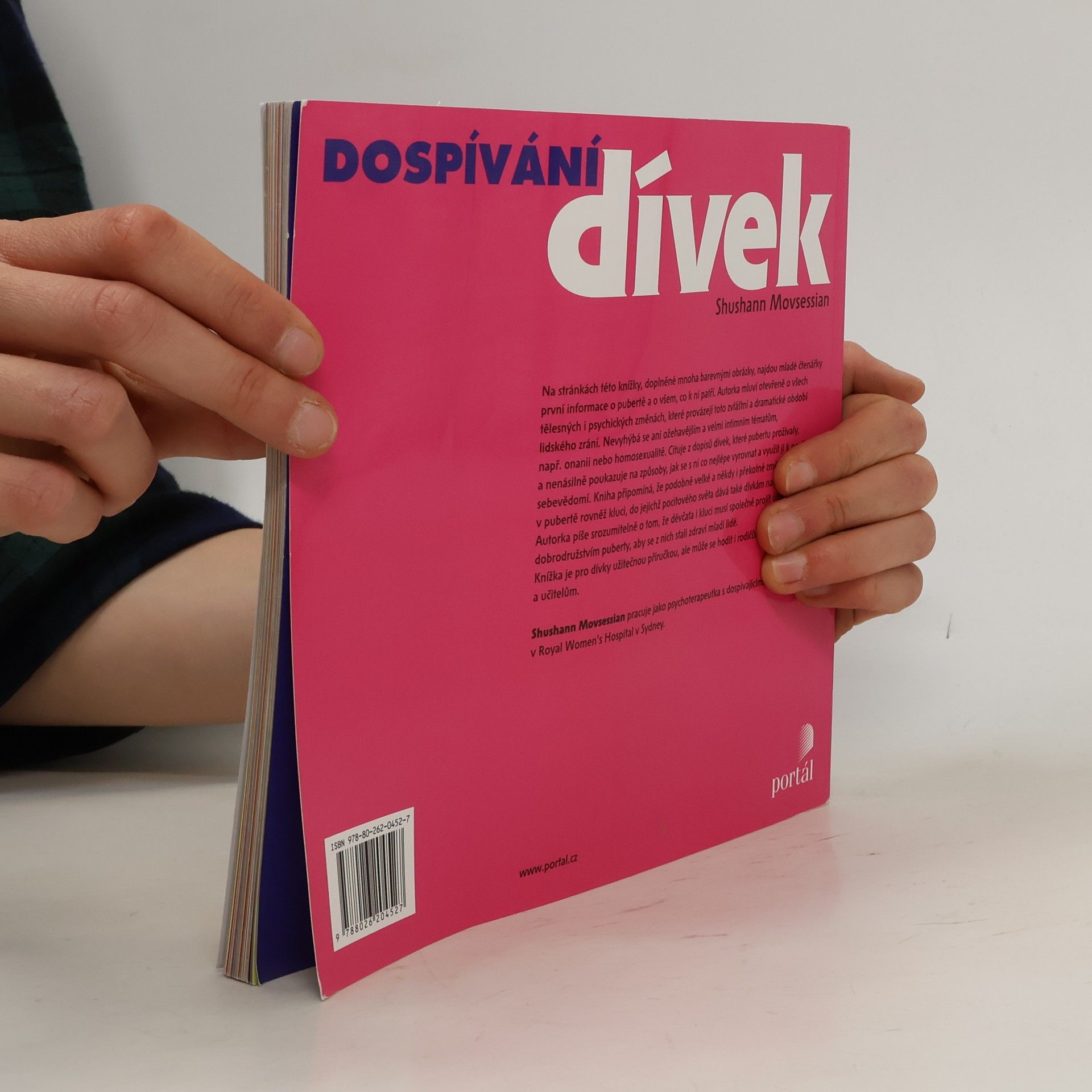 Shushann Movsessian Dospívání dívek