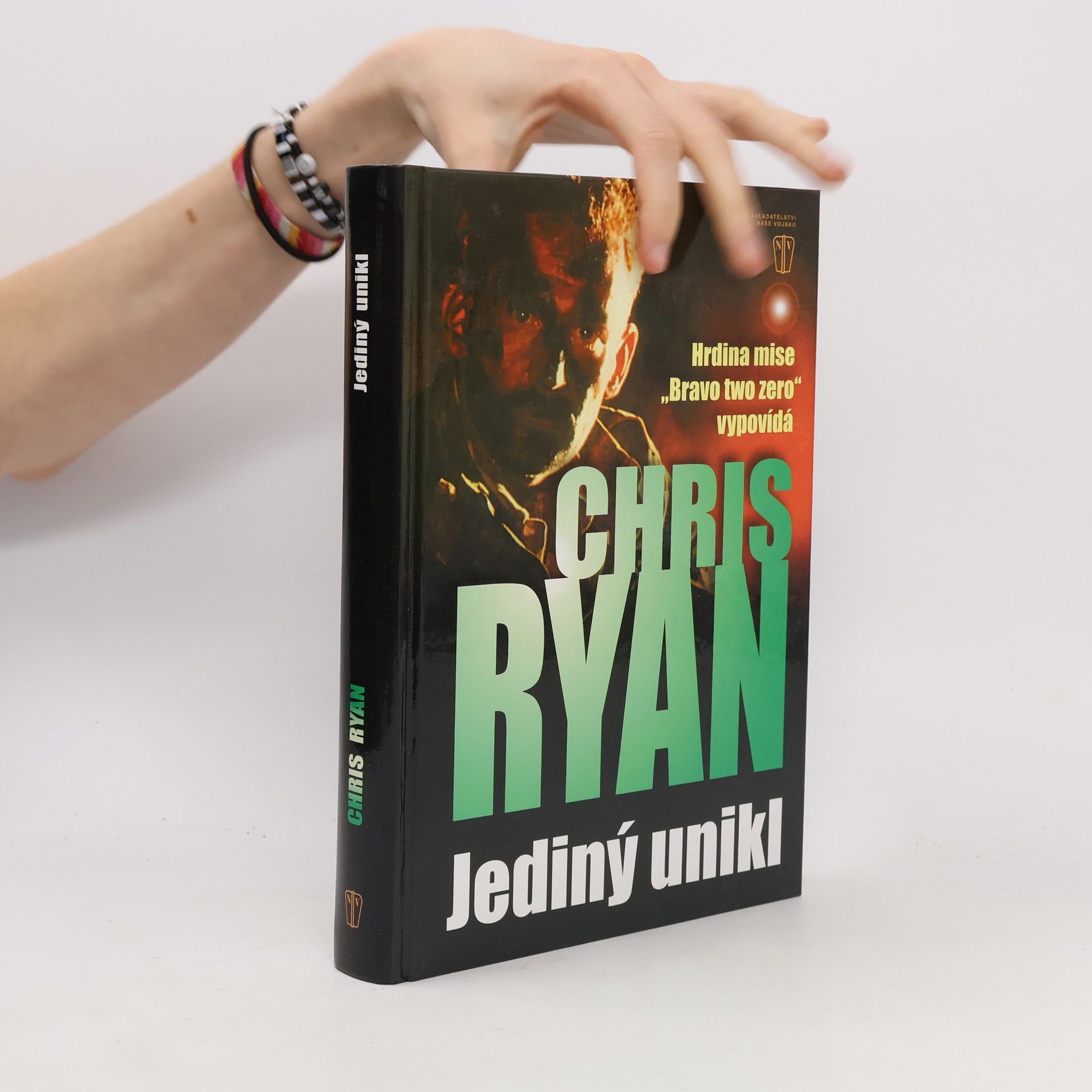 Chris Ryan Jediný unikl
