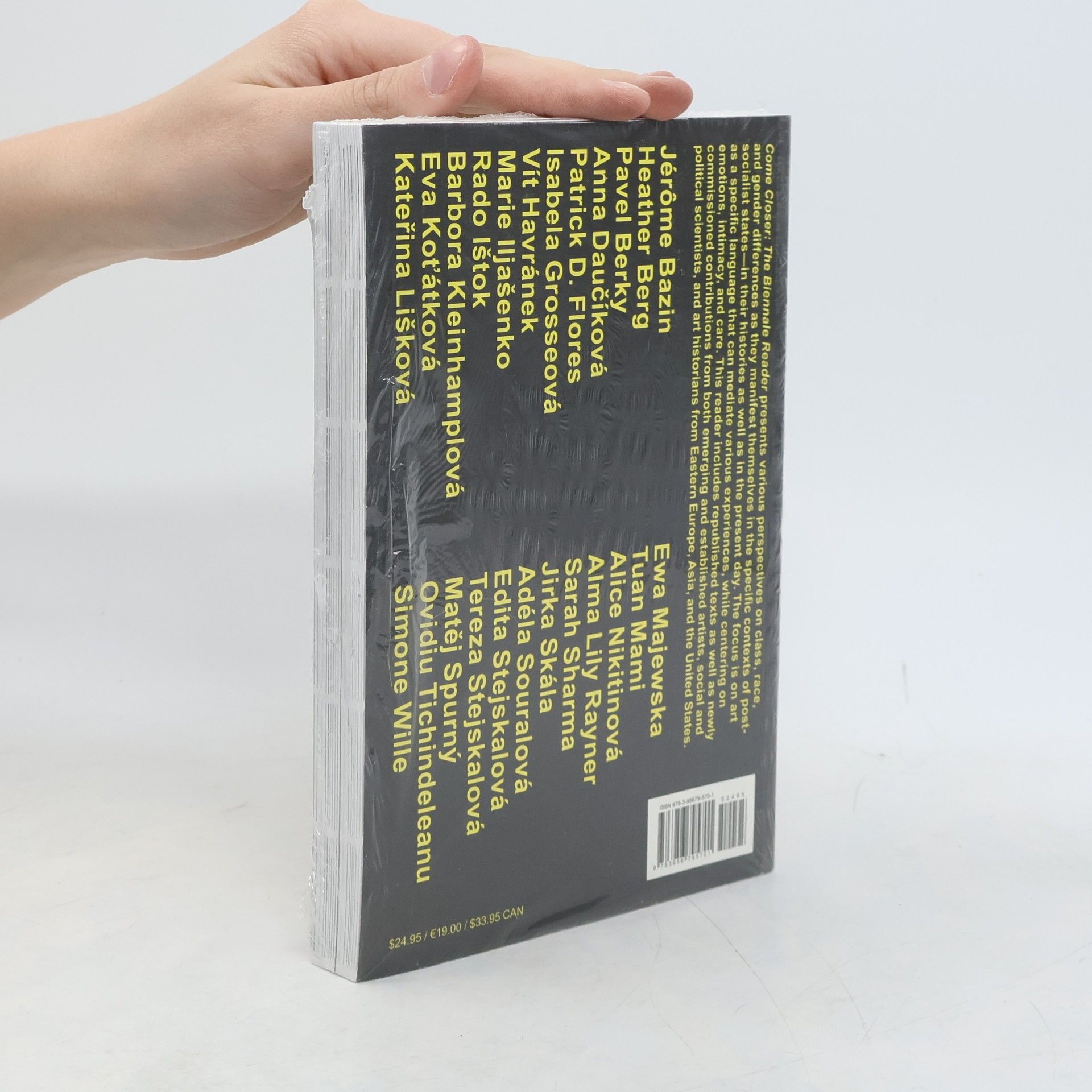 Vít Havránek Come Closer: The Biennale Reader Matter of Art 2020
