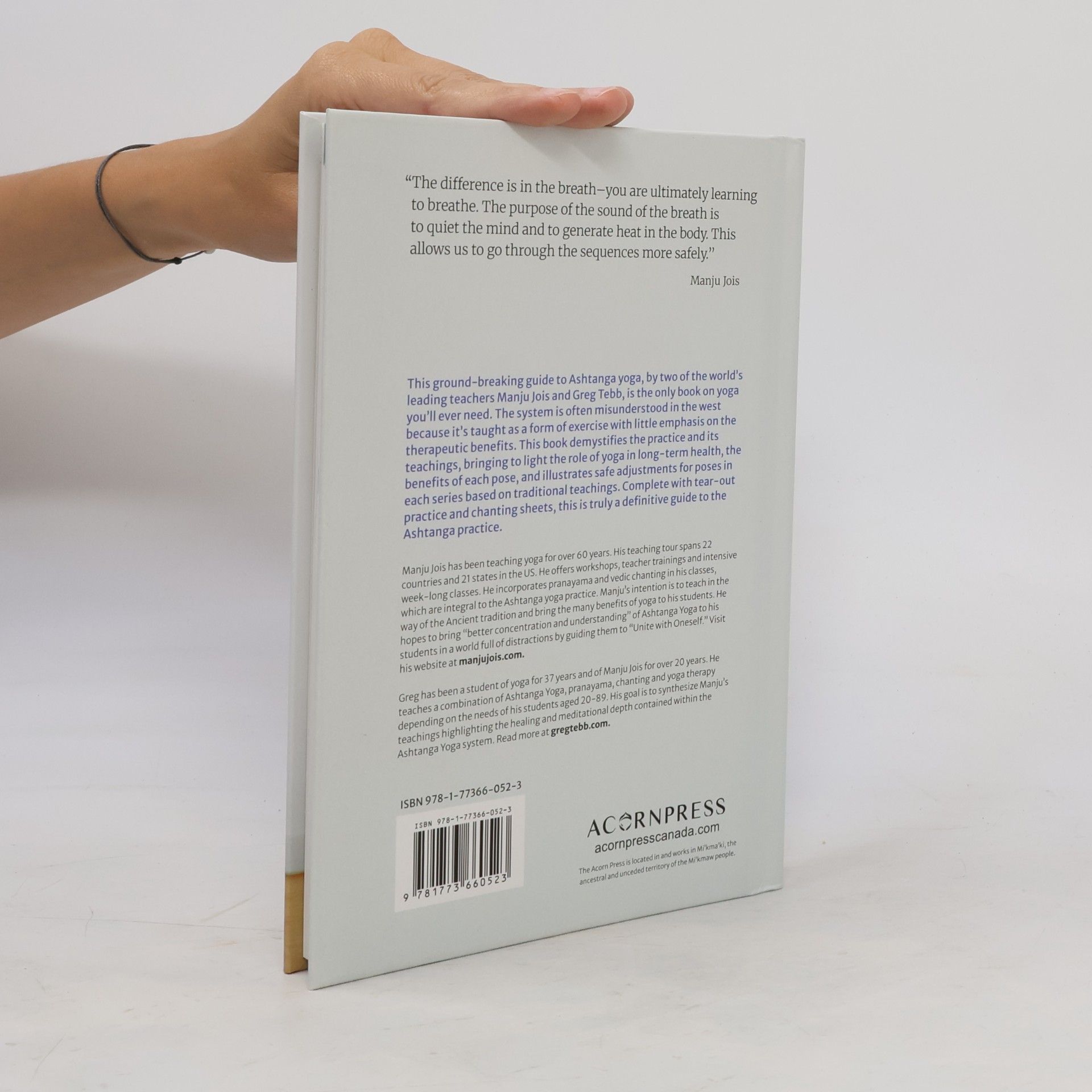 Manju Jois The Definitive Guide to Therapeutic & Traditional Yoga YOGA