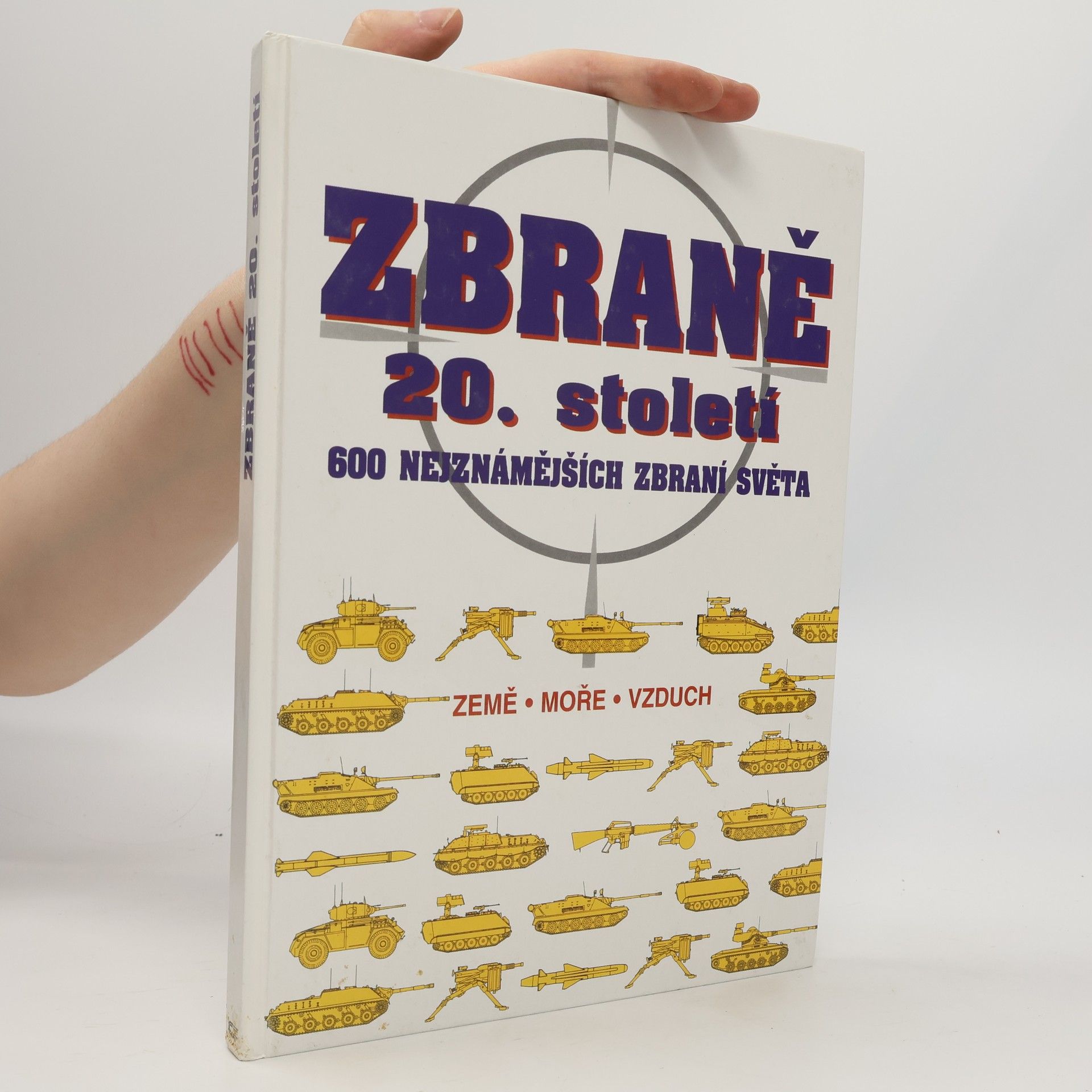 Jiří Studnička Zbraně 20. století : 600 nejznámějších zbraní světa