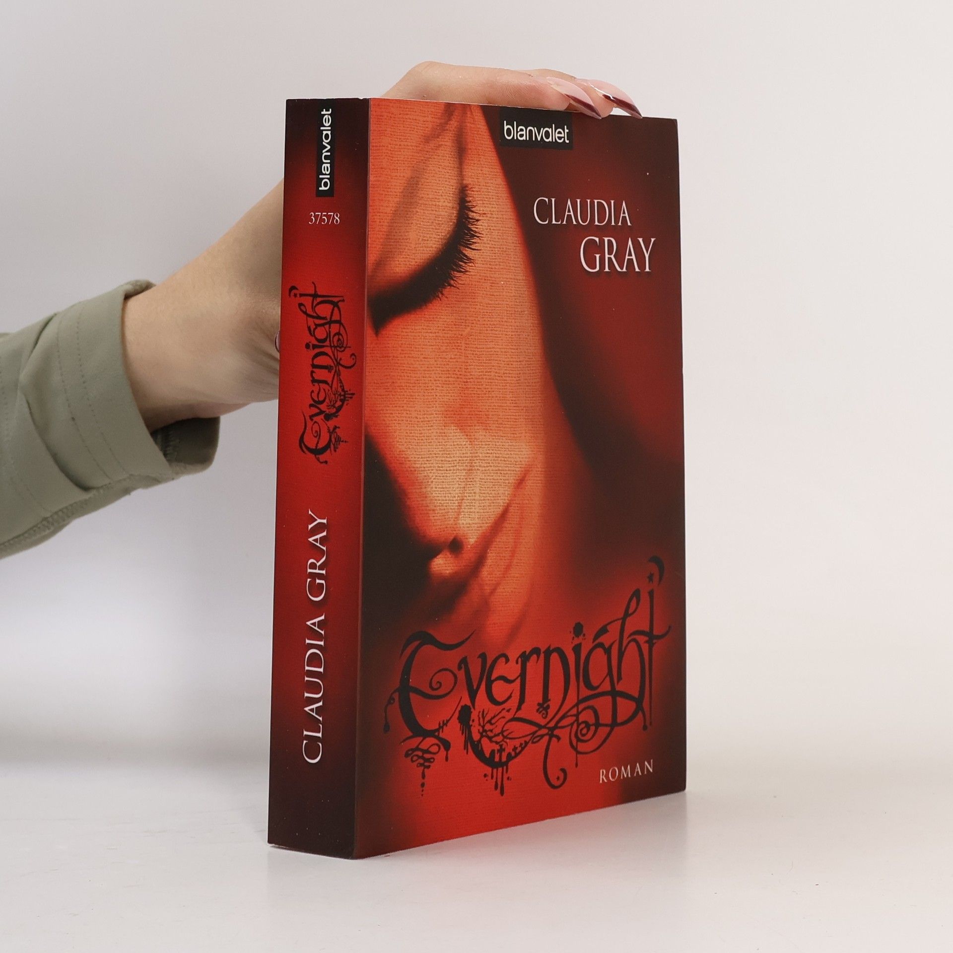 Claudia Gray Evernight 1