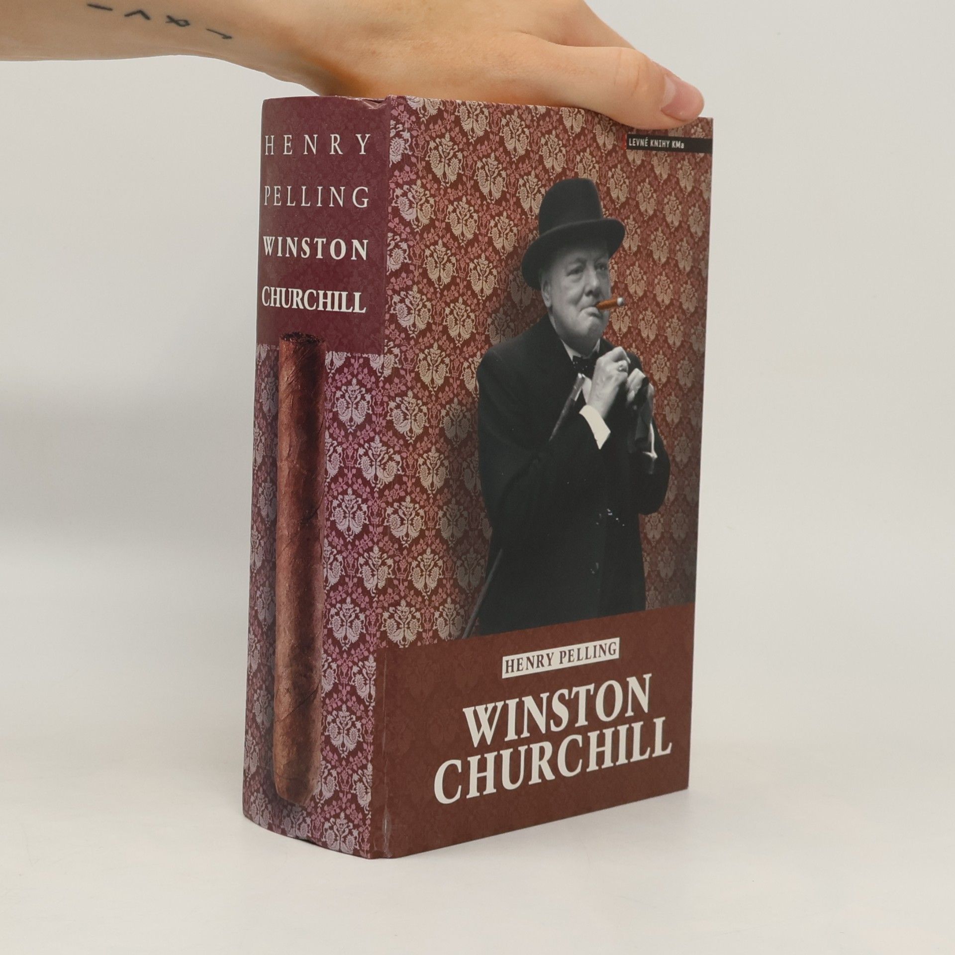 Henry Pelling Winston Churchill