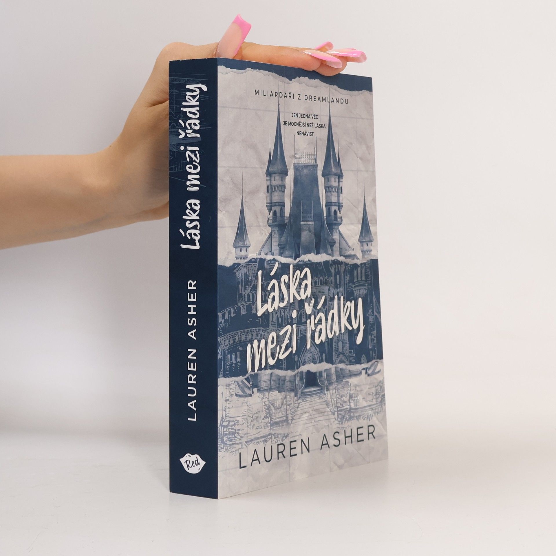 Lauren Asher Láska mezi řádky