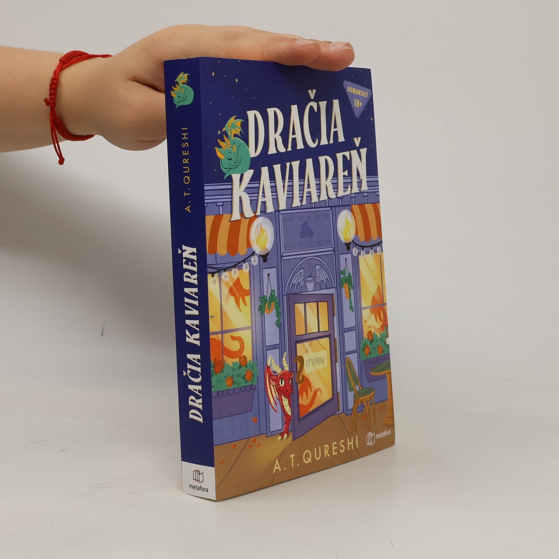 Aamna T. Qureshi Dračia kaviareň
