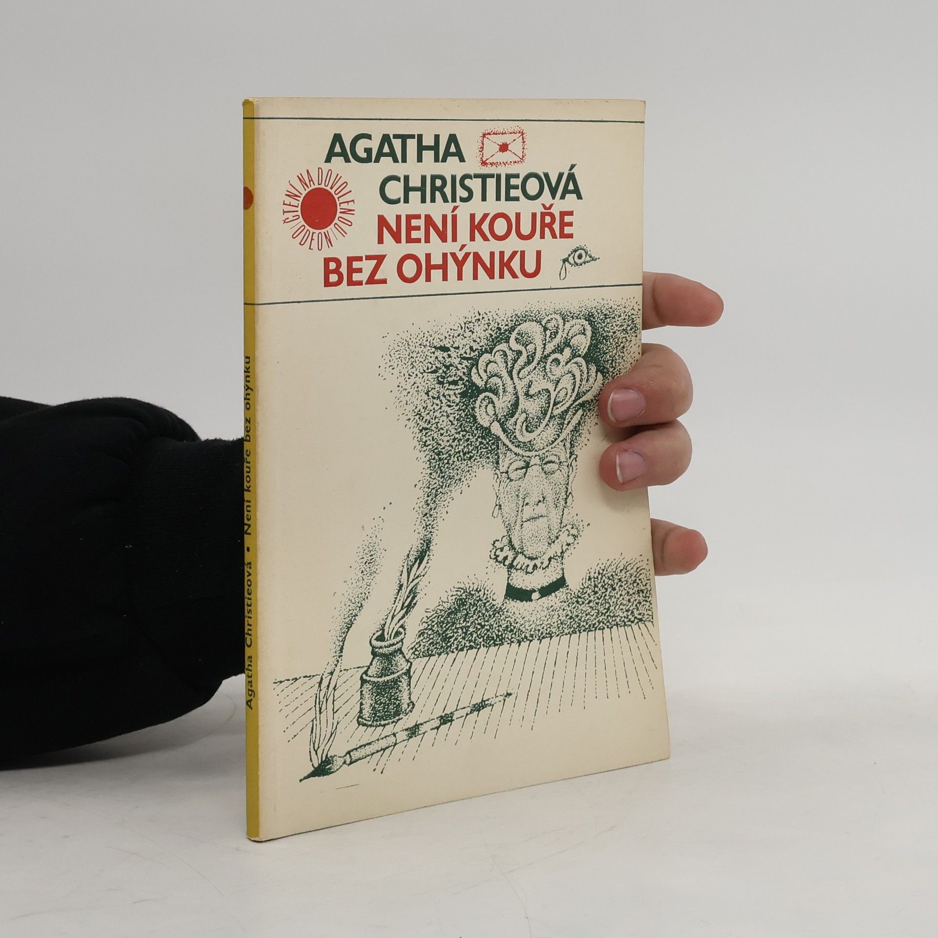 Agatha Christie Není kouře bez ohýnku