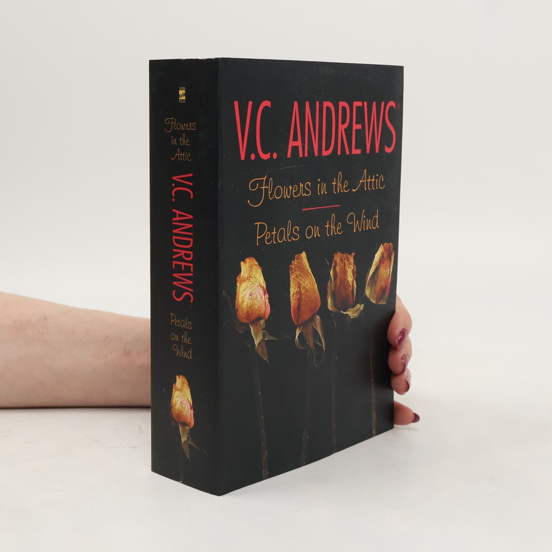 Virginia Cleo Andrews Flowers in the Attic. Petals on the Wind